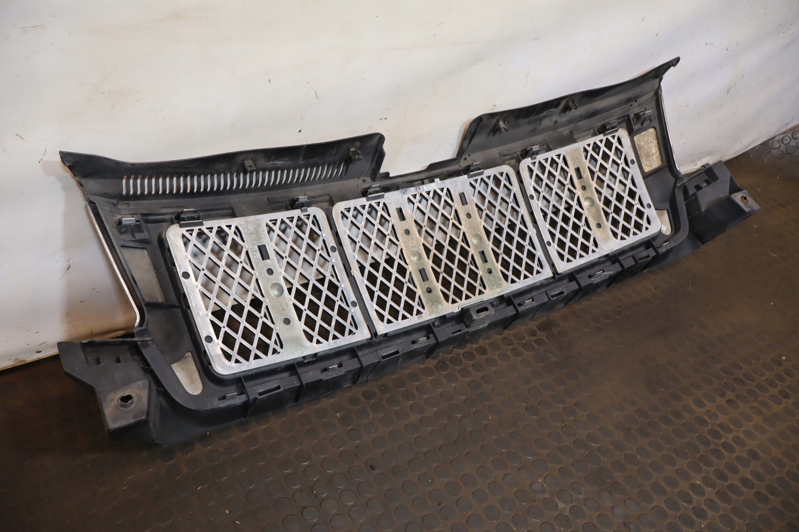 Kühlergrill Jeep GRAND CHEROKEE WK2 FRONTGRILL 68089734AA Kühlergitter