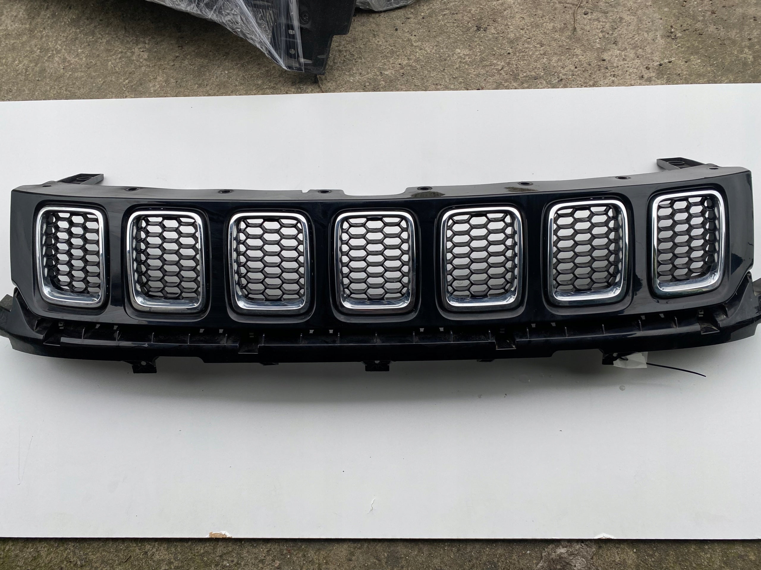 Kühlergrill Jeep COMPASS FRONTGRILL Kühlergitter