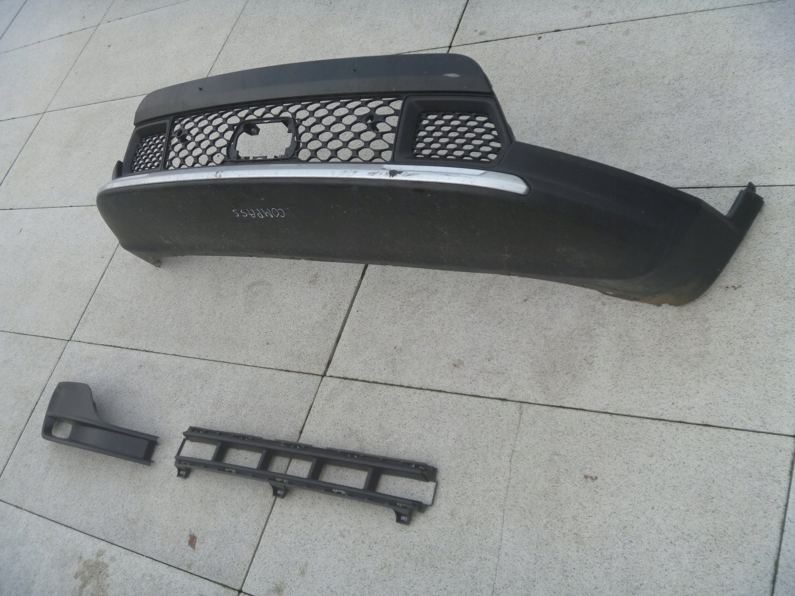 Kühlergrill Jeep COMPASS Z FRONTGRILL 0735768459 Kühlergitter