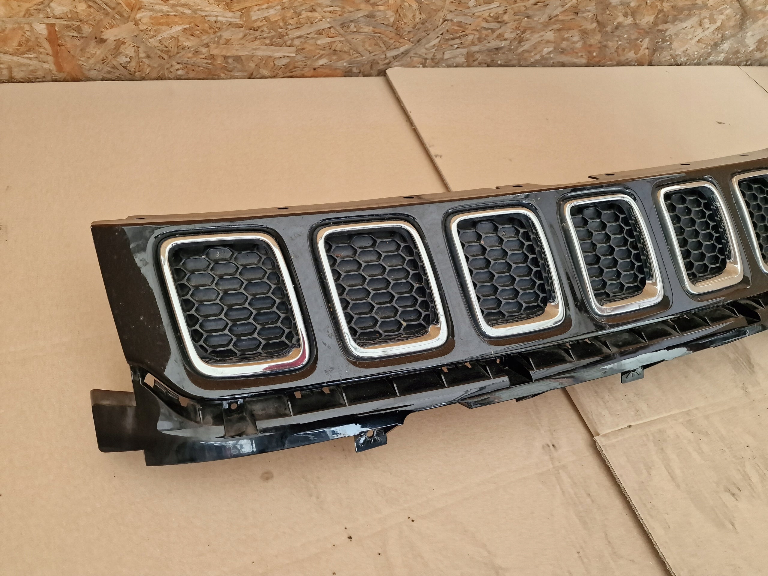 Kühlergrill Jeep COMPASS FRONTGRILL Kühlergitter