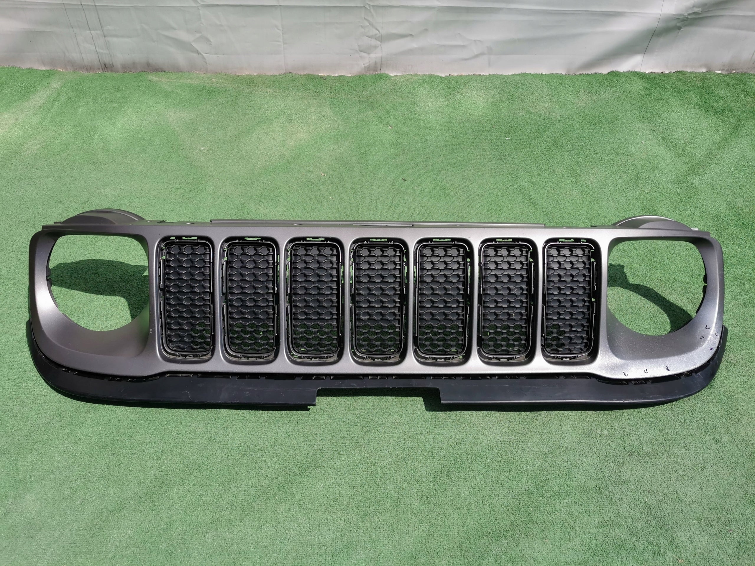 Kühlergrill Jeep RENEGADE FRONTGRILL 735672991 Kühlergitter