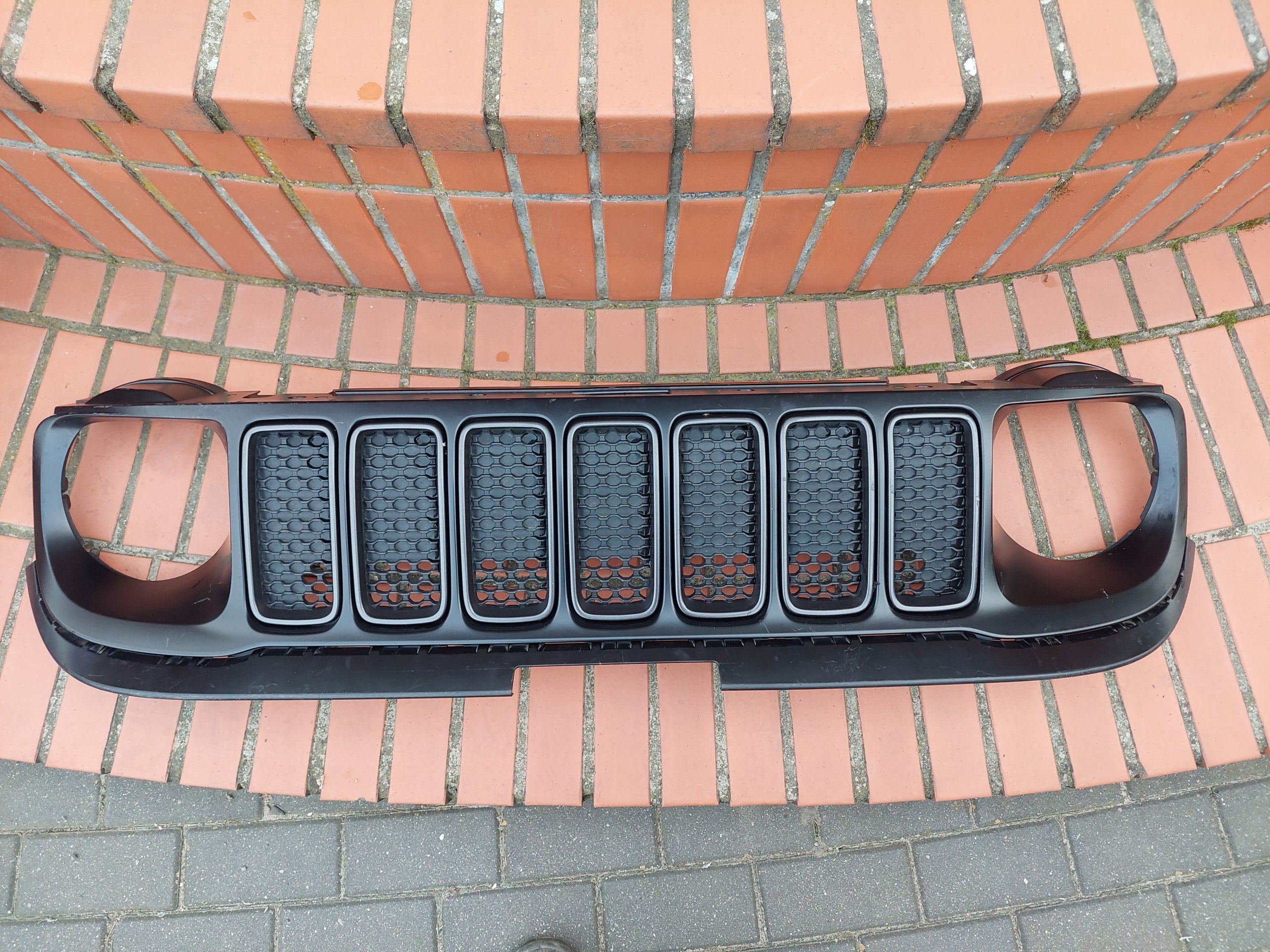 Kühlergrill Jeep RENEGADE FRONTGRILL 735672991 Kühlergitter