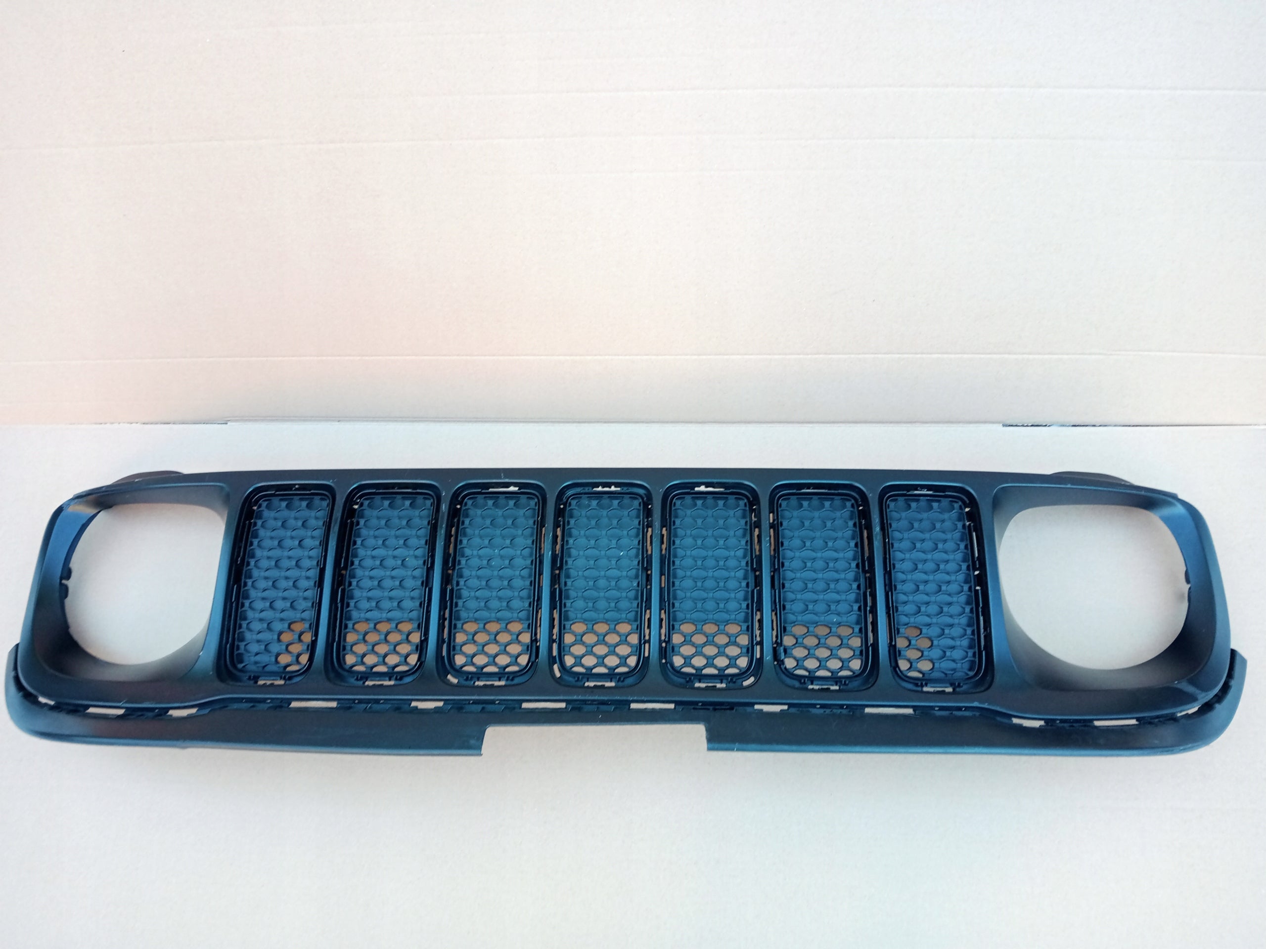  Grille Jeep RENEGADE FRONTGRILL 735672991 Radiator grille  product image