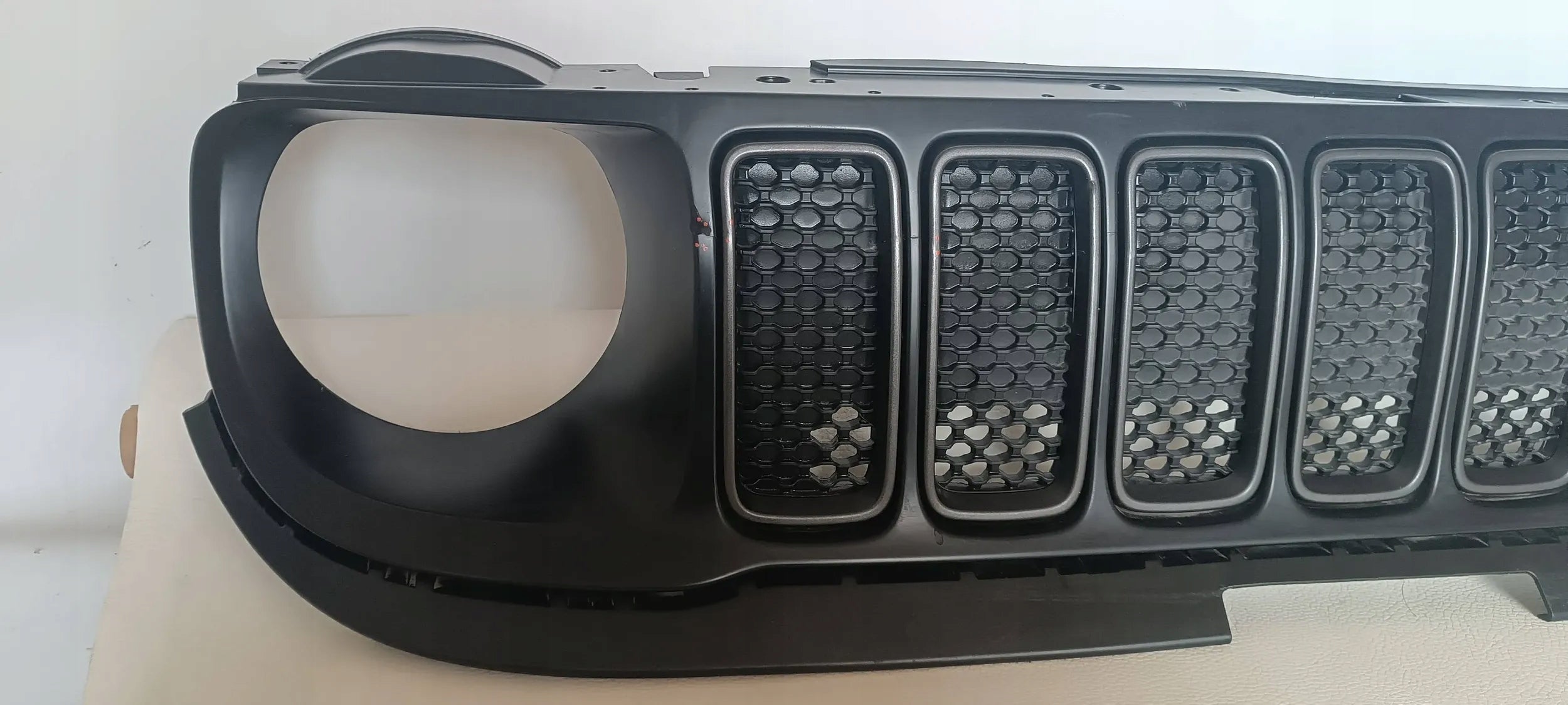  Kühlergrill Jeep RENEGADE FRONTGRILL 735672991 Kühlergitter product image