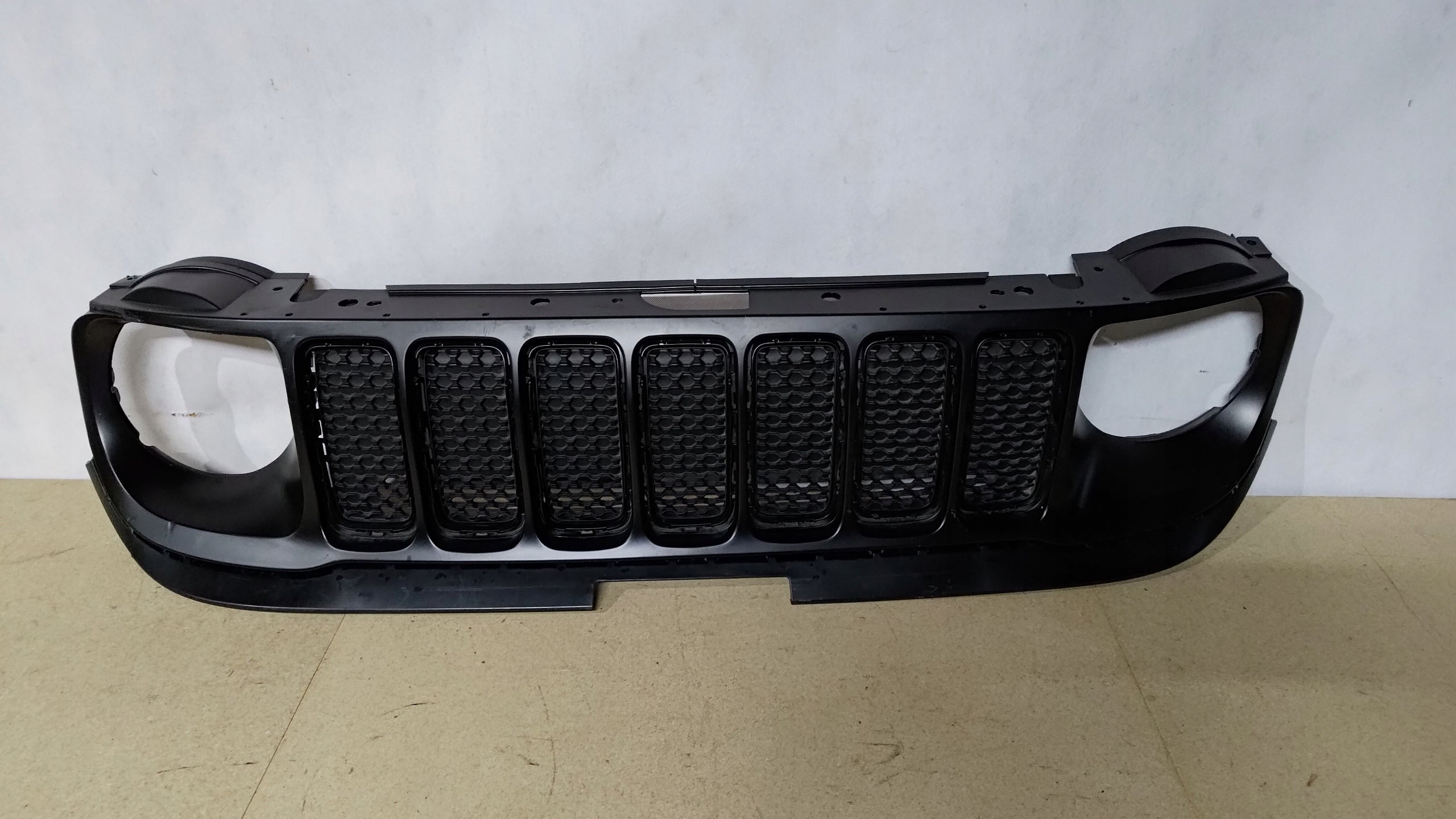 Kühlergrill Jeep RENEGADE FRONTGRILL 735672991 Kühlergitter