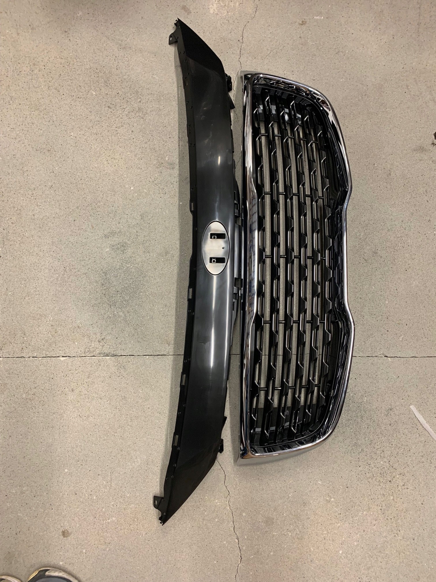 Kühlergrill Kia ED FRONTGRILL 863501H500 Kühlergitter