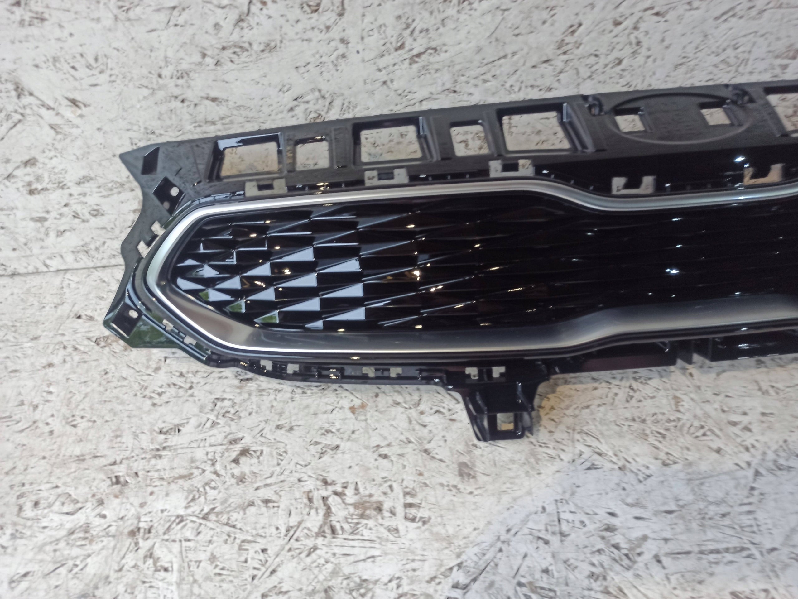 Kühlergrill Kia CEED FRONTGRILL 86350CR000 Kühlergitter