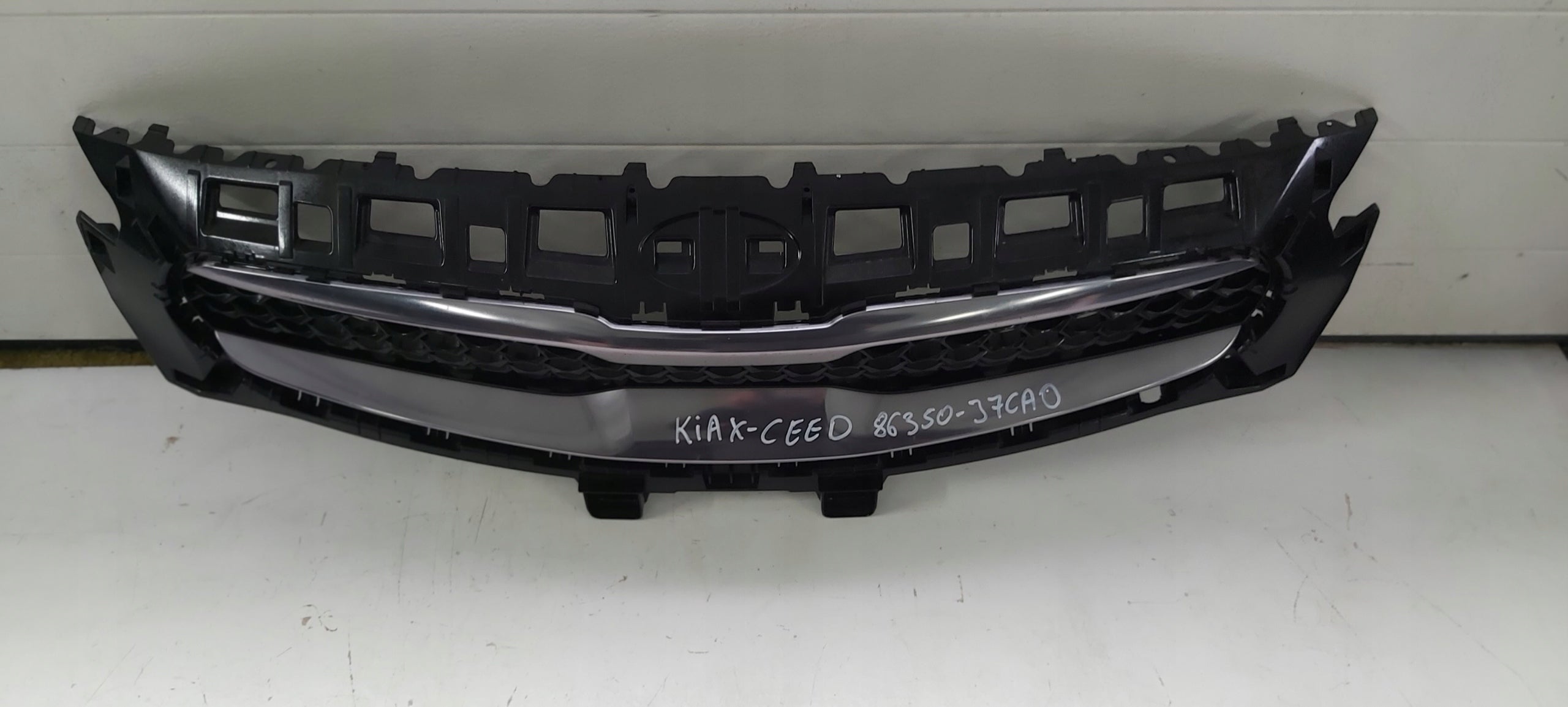  Kühlergrill Kia DE XCEED X CEED FRONTGRILL 86350J7CA0 Kühlergitter product image