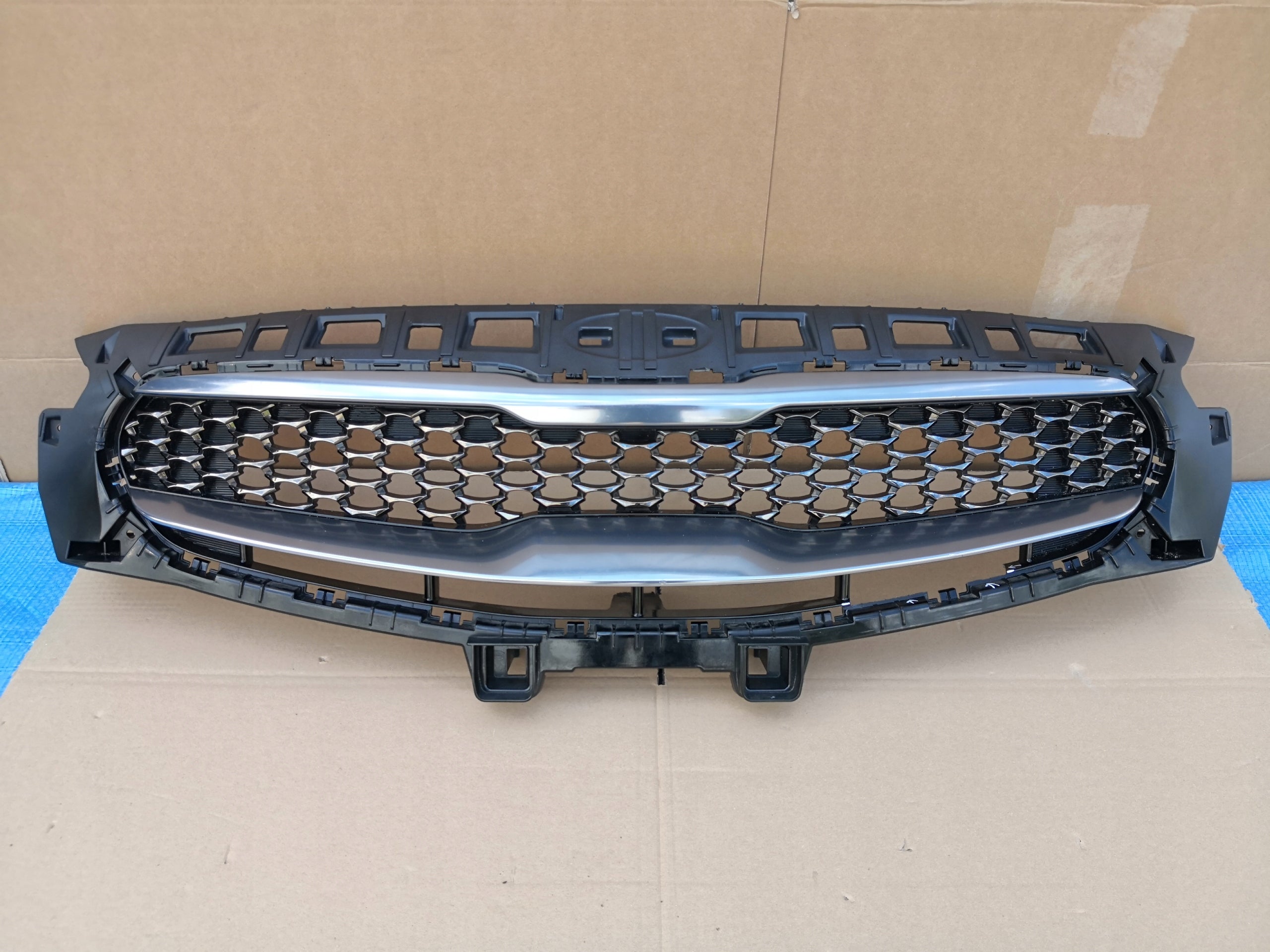  Kühlergrill Kia XCEED X CEED FRONTGRILL 86351J7CB0 Kühlergitter product image