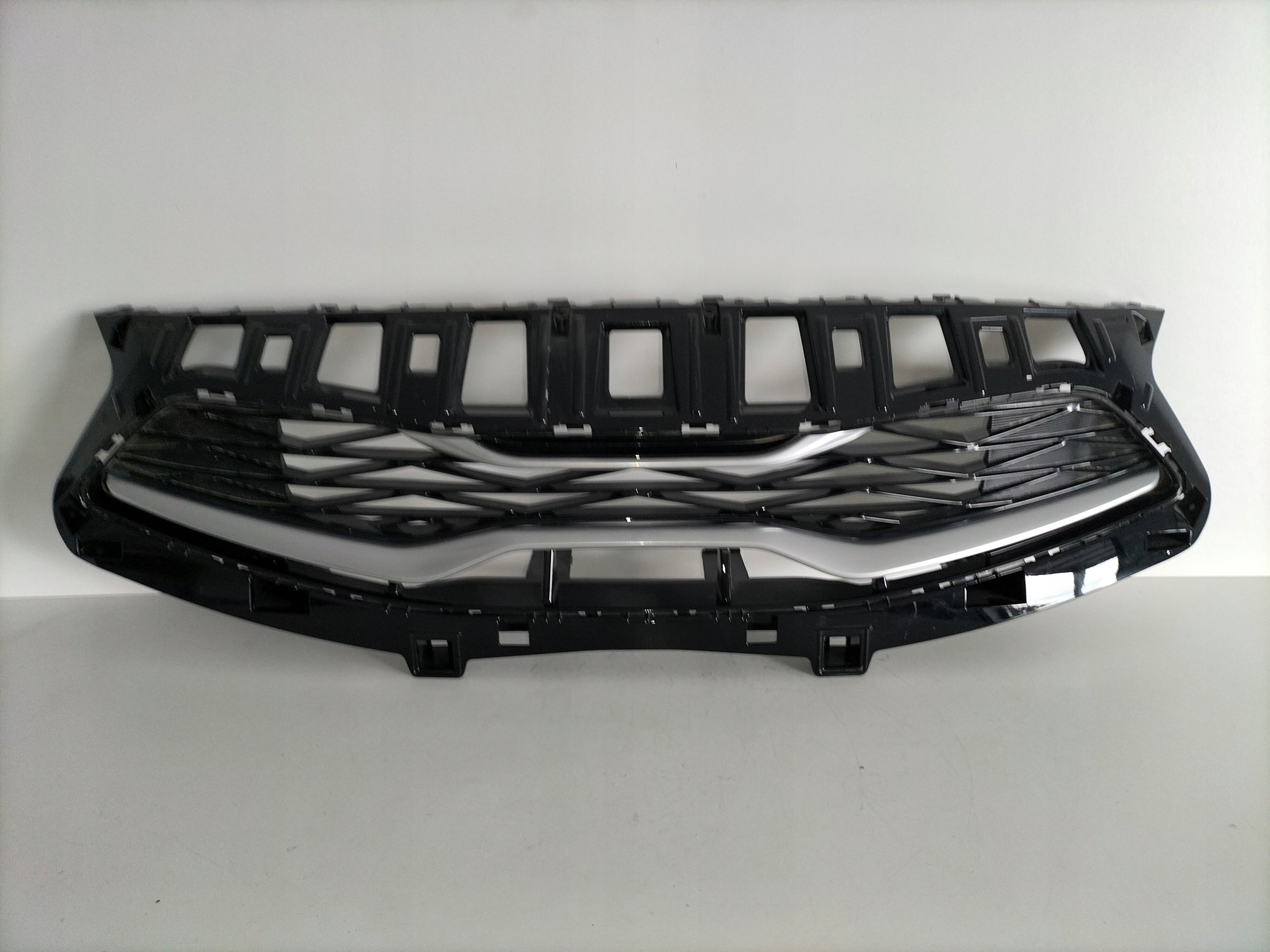 Kühlergrill Kia CEED FRONTGRILL 86350J7DB0 Kühlergitter