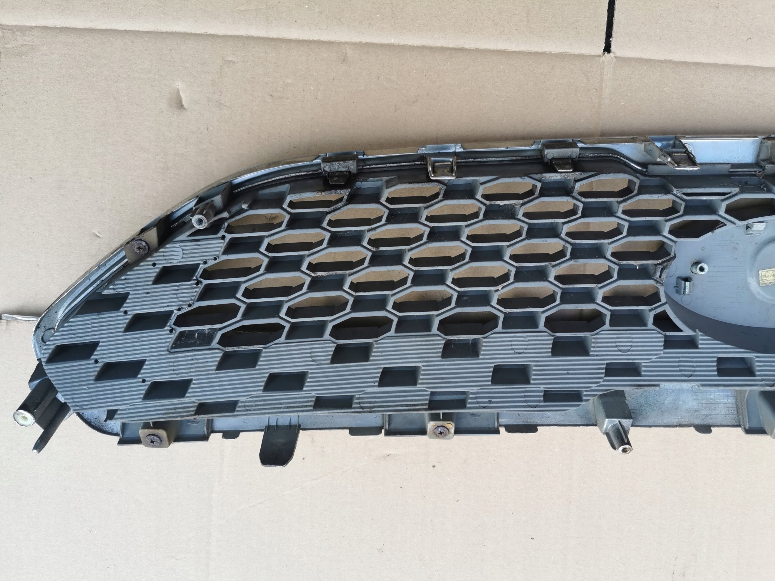 Kühlergrill Kia VENGA DE FRONTGRILL 863511P010 Kühlergitter