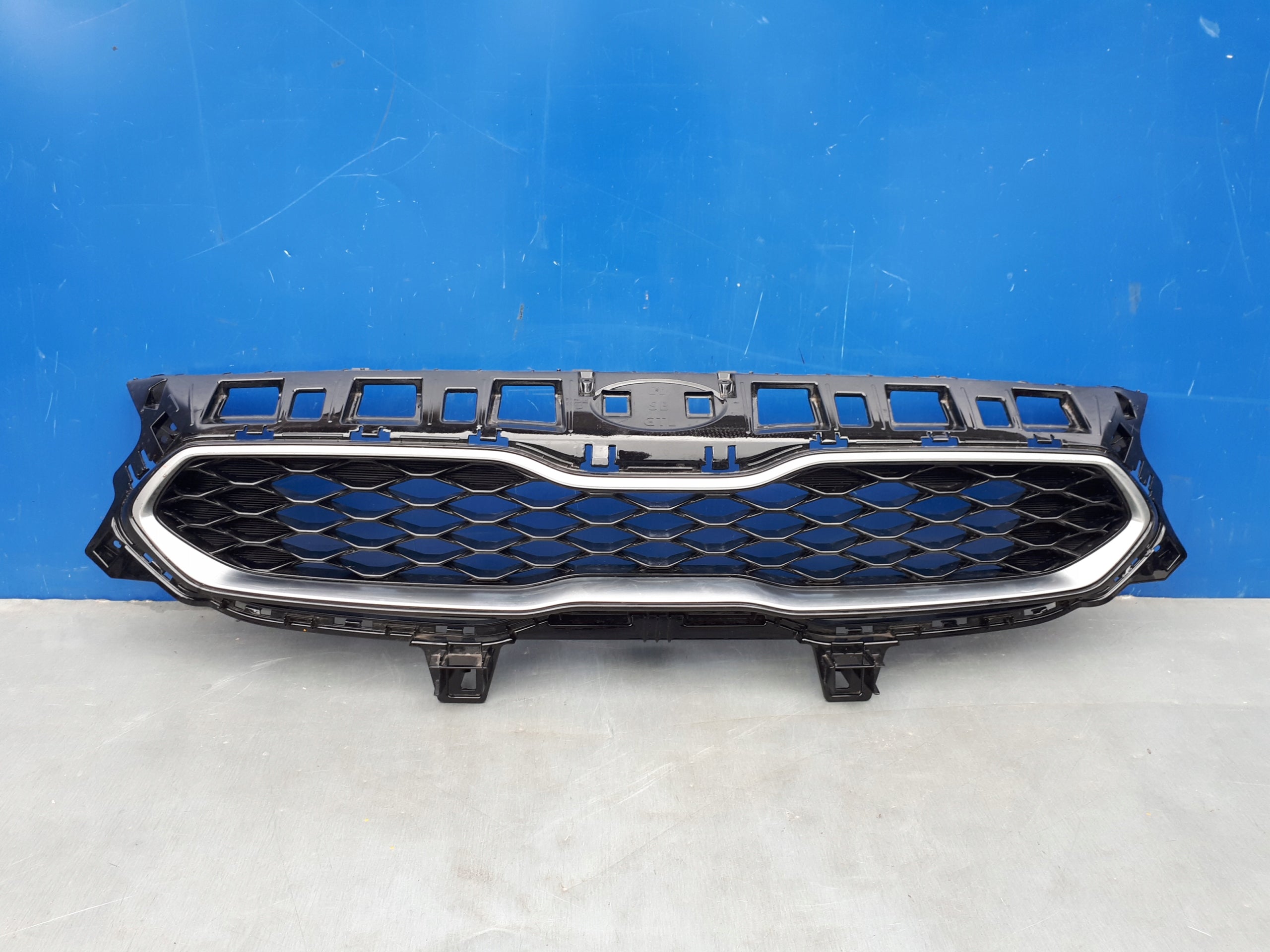  Kühlergrill Kia CEED FRONTGRILL 86351J7700 Kühlergitter product image