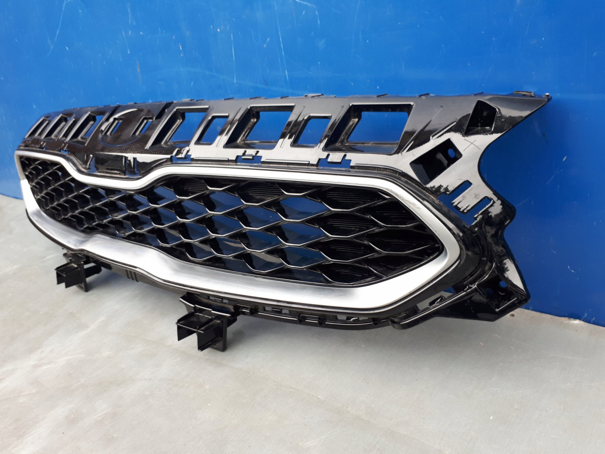 Kühlergrill Kia CEED FRONTGRILL 86351J7700 Kühlergitter