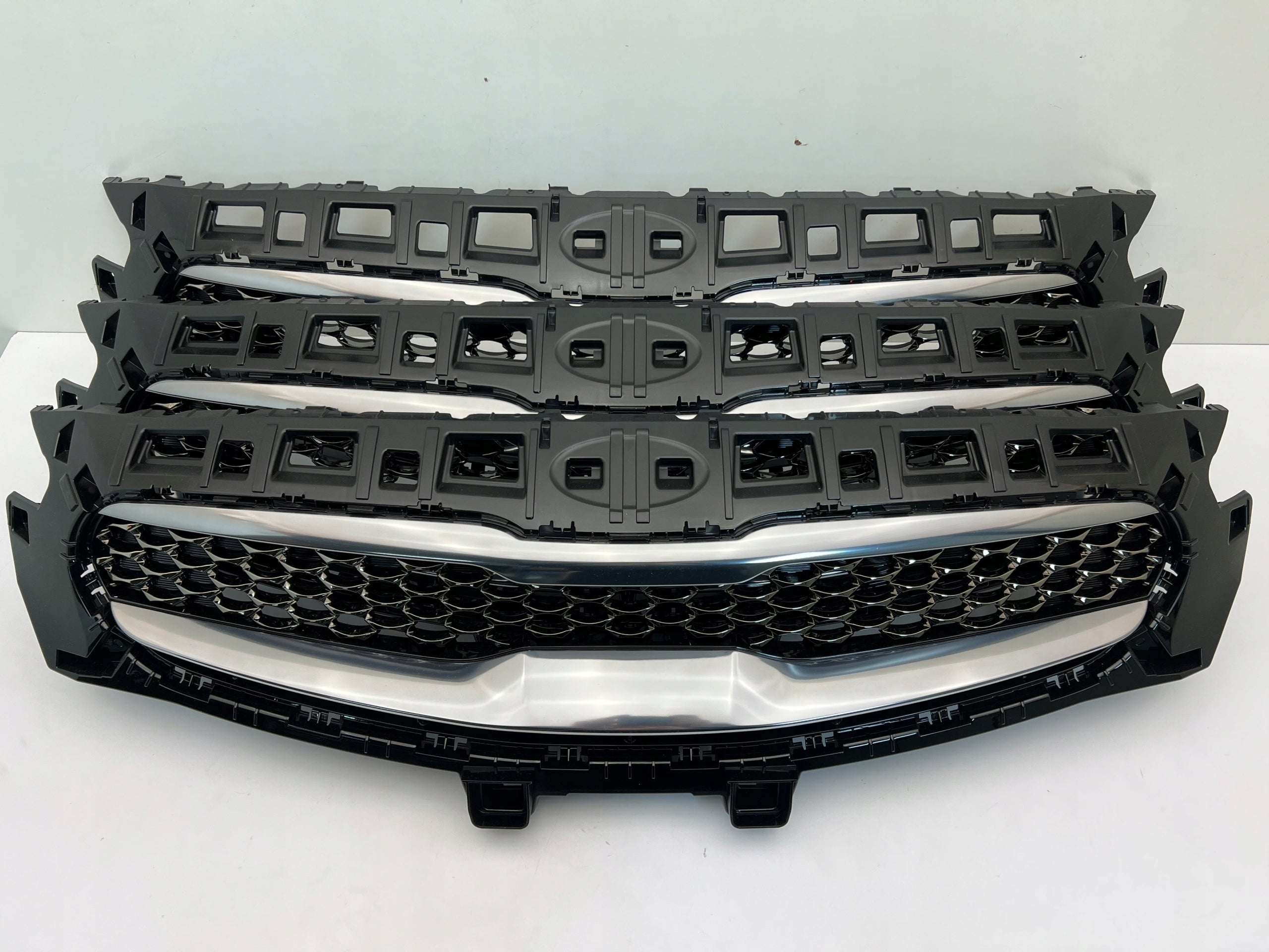 Kühlergrill Kia DE XCEED FRONTGRILL 86351J7CB0 Kühlergitter