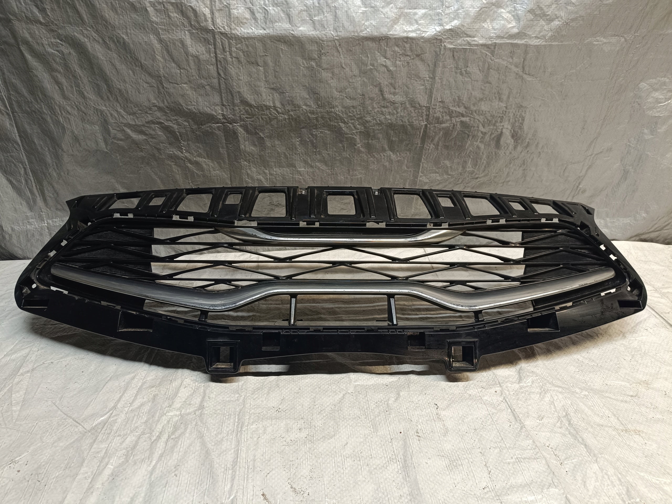  Kühlergrill Kia CEED FRONTGRILL 86351J7DB0 Kühlergitter product image