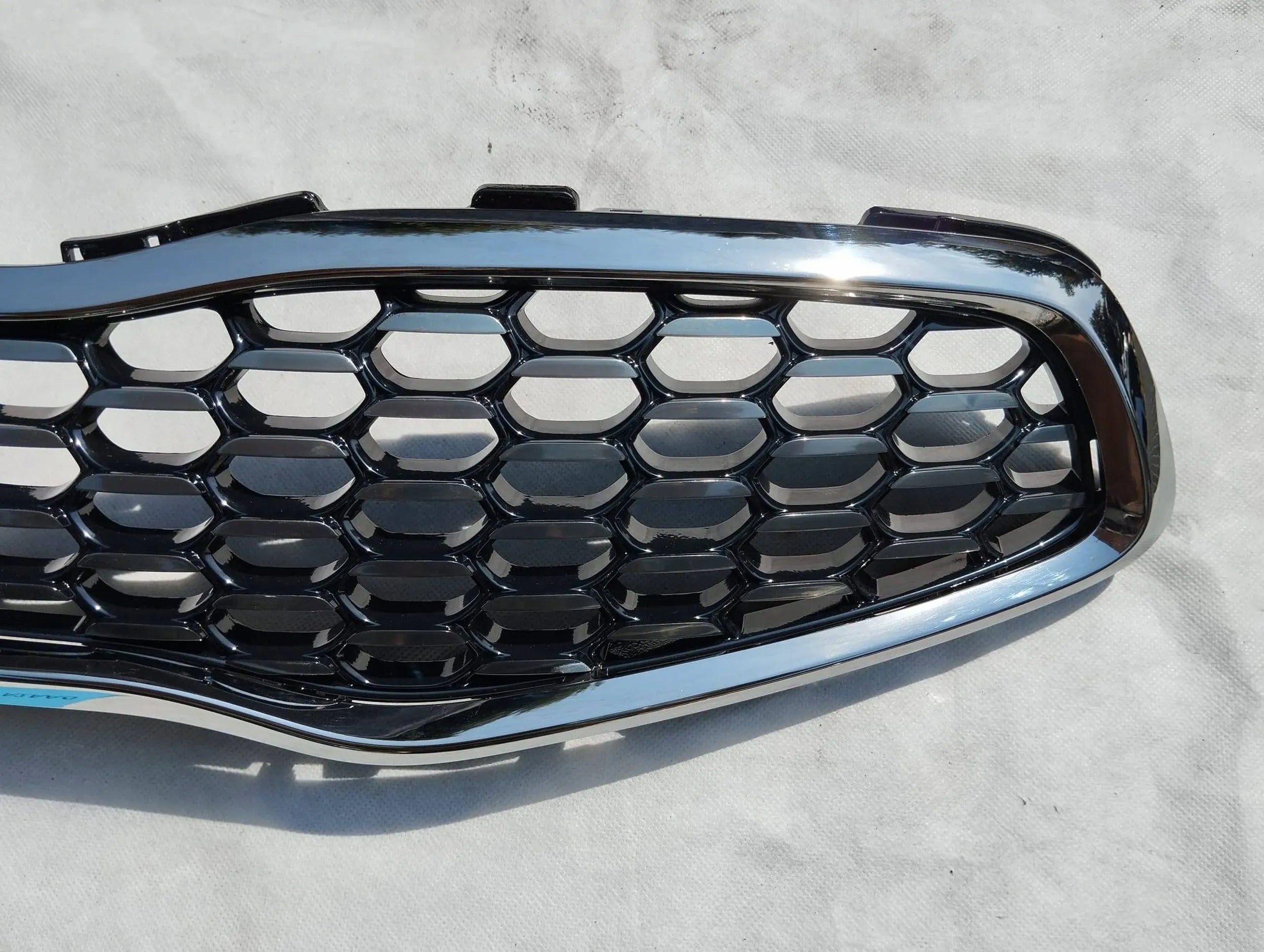 Kühlergrill Kia CEED FRONTGRILL 86357A2AA0 Kühlergitter