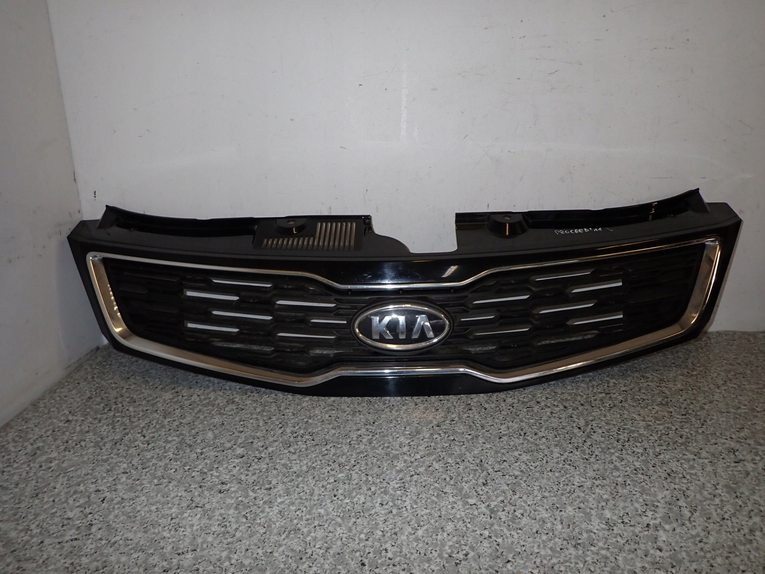  Calandre Kia CEED FRONTGRILL calandre  product image