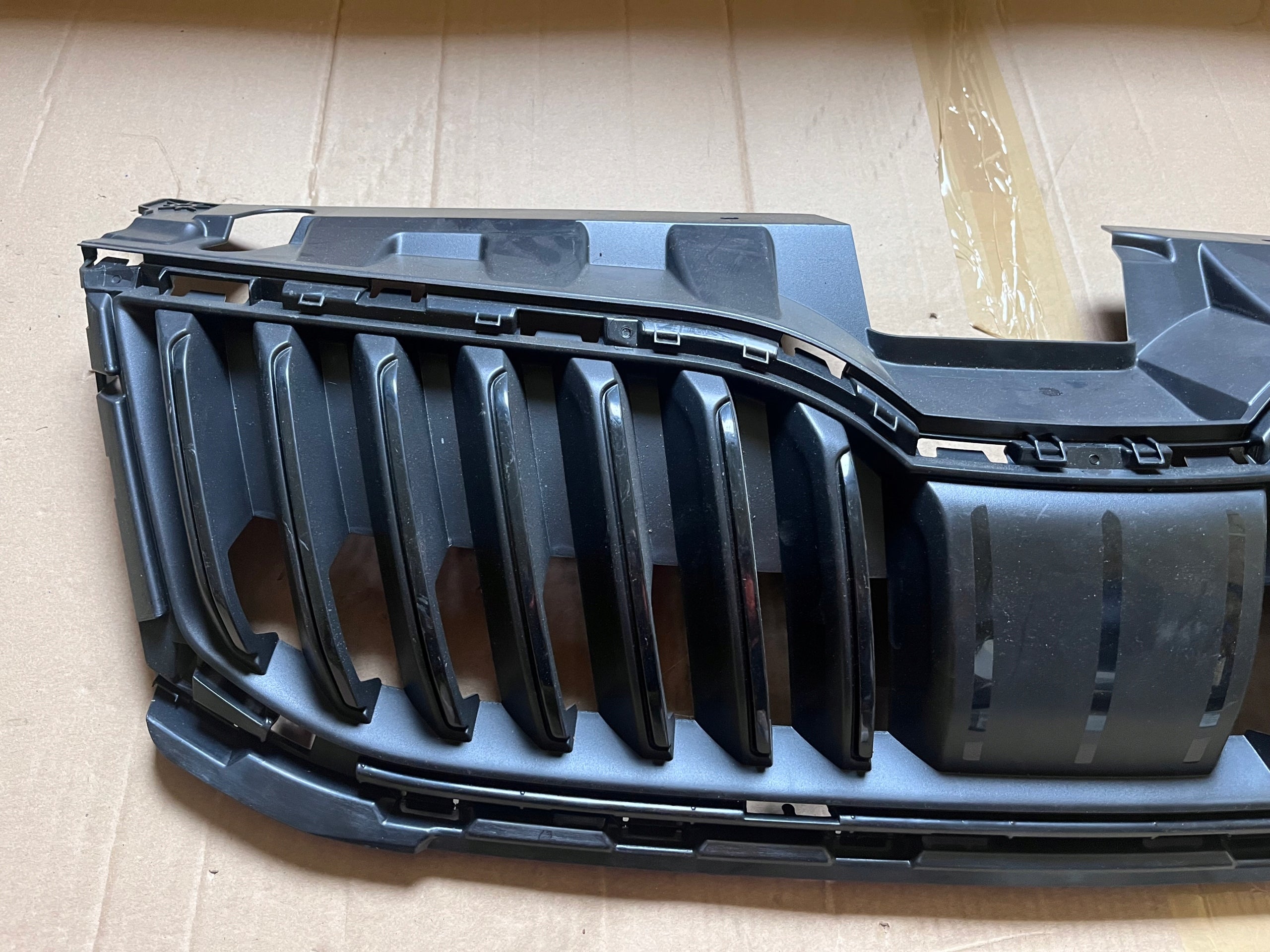 Kühlergrill Kia NIRO FRONTGRILL 86350G5000 Kühlergitter