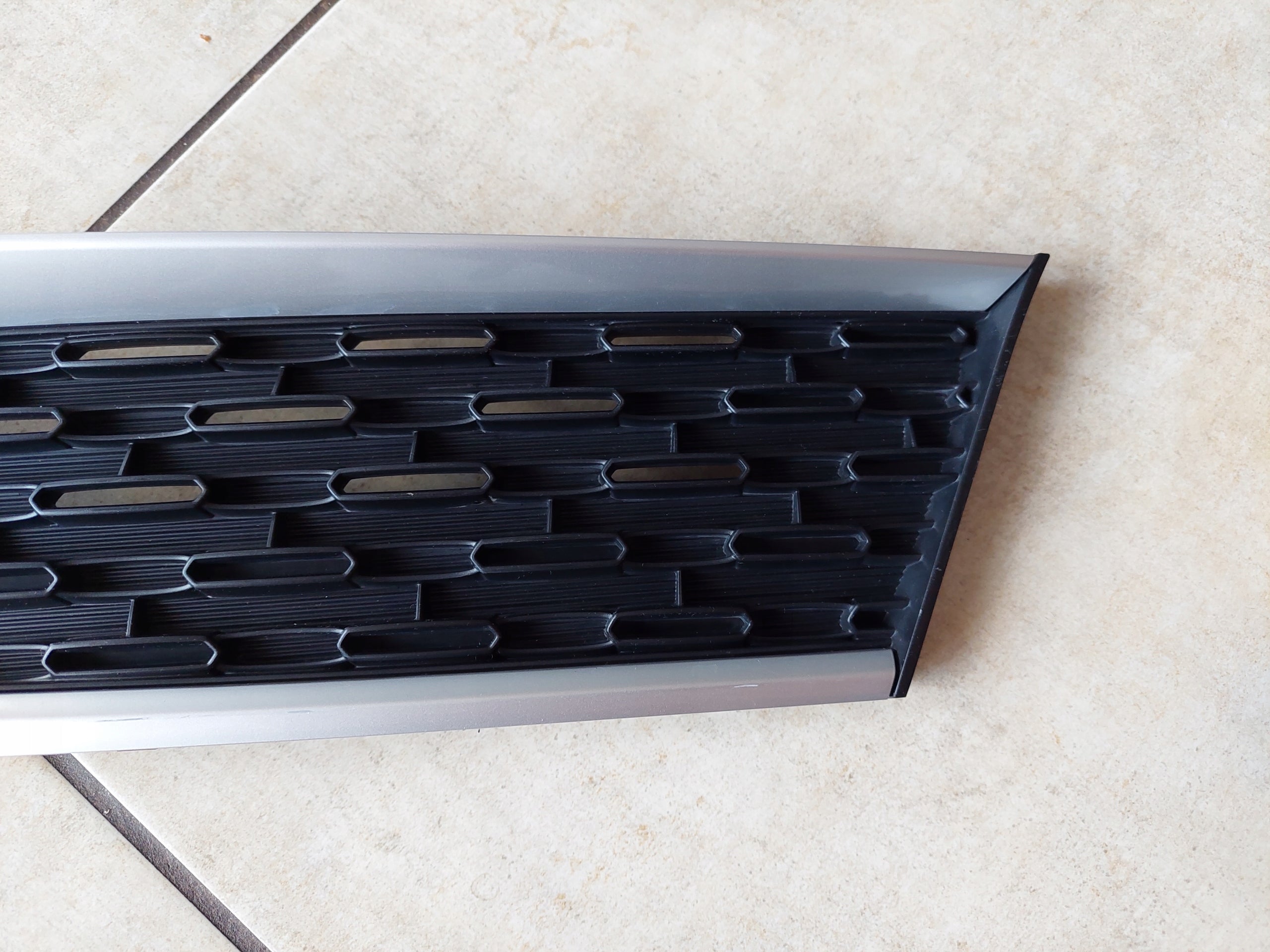 Kühlergrill Kia PICANTO FRONTGRILL 86351G6000 Kühlergitter