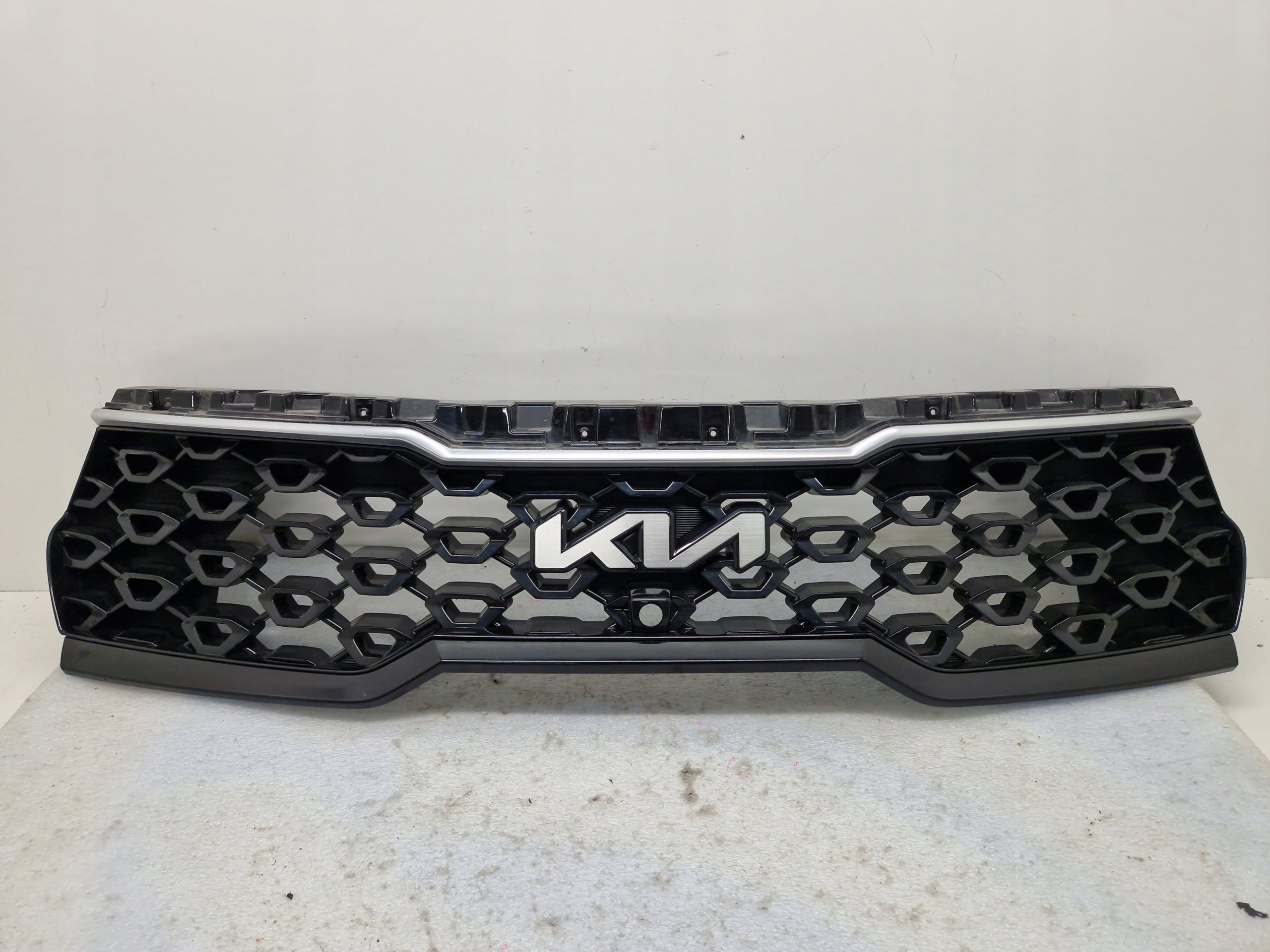 Kühlergrill Kia SORENTO FRONTGRILL 86350P2510 Kühlergitter