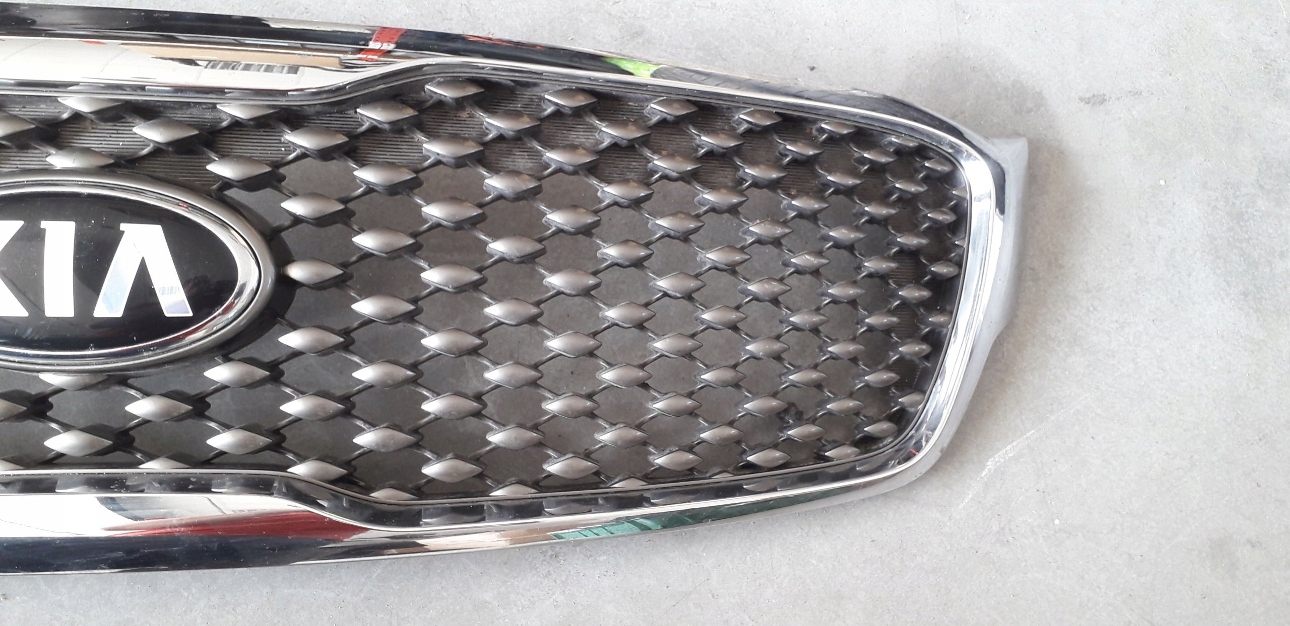 Kühlergrill Kia SORENTO FRONTGRILL 86352C5000 Kühlergitter