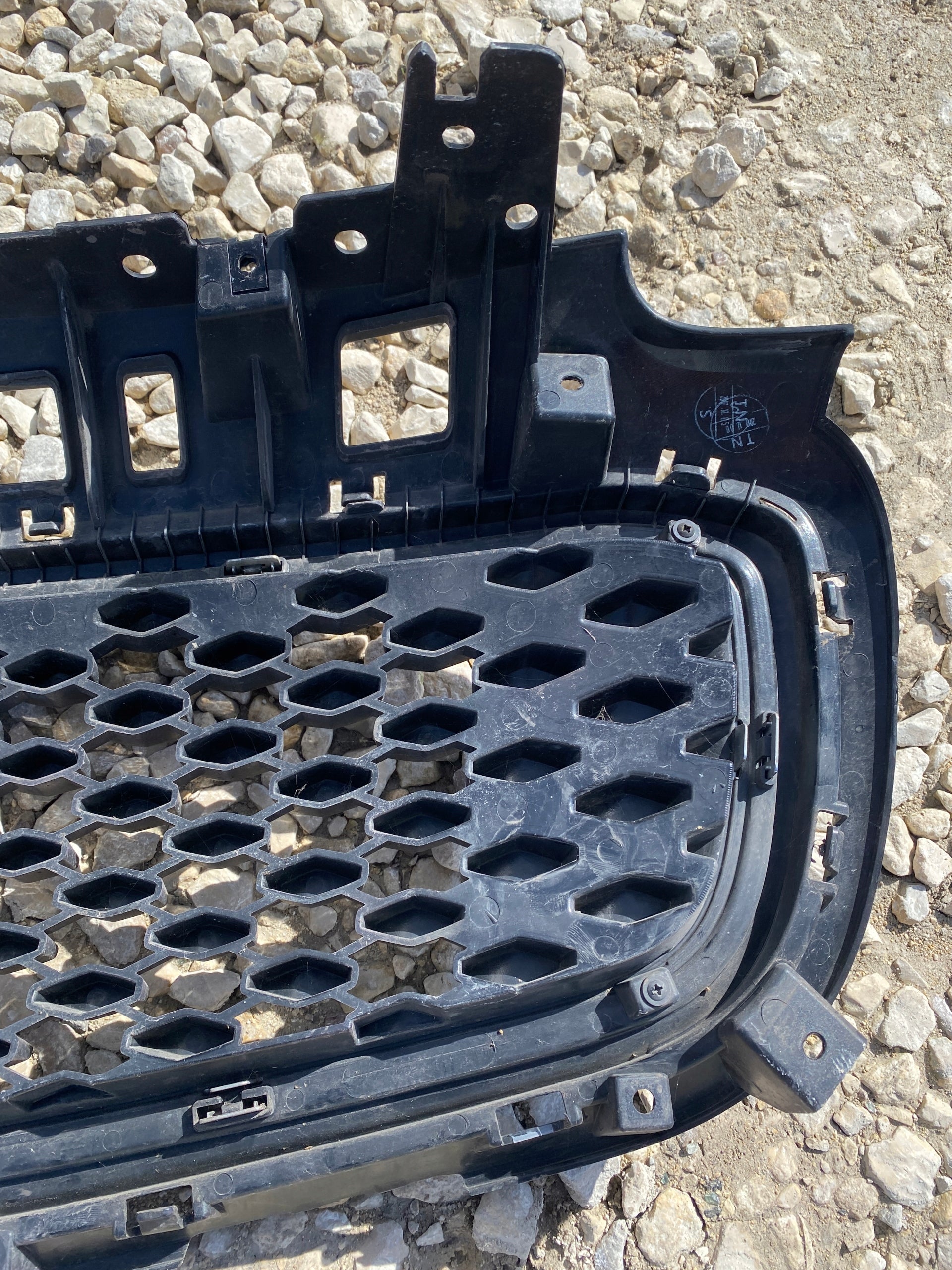 Kühlergrill Kia DE SPORTAGE FRONTGRILL 86350F1010 Kühlergitter