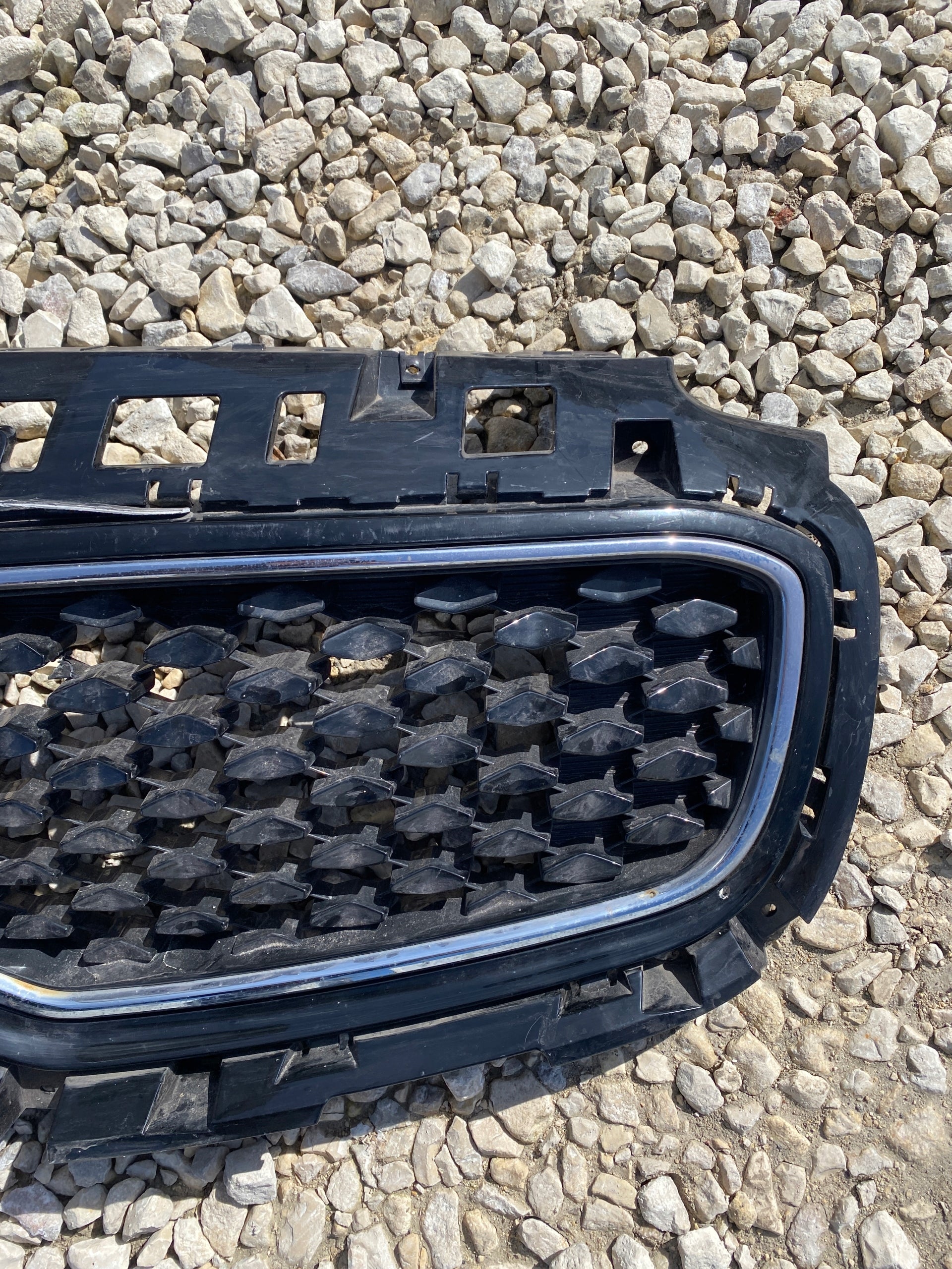 Kühlergrill Kia DE SPORTAGE FRONTGRILL 86350F1010 Kühlergitter