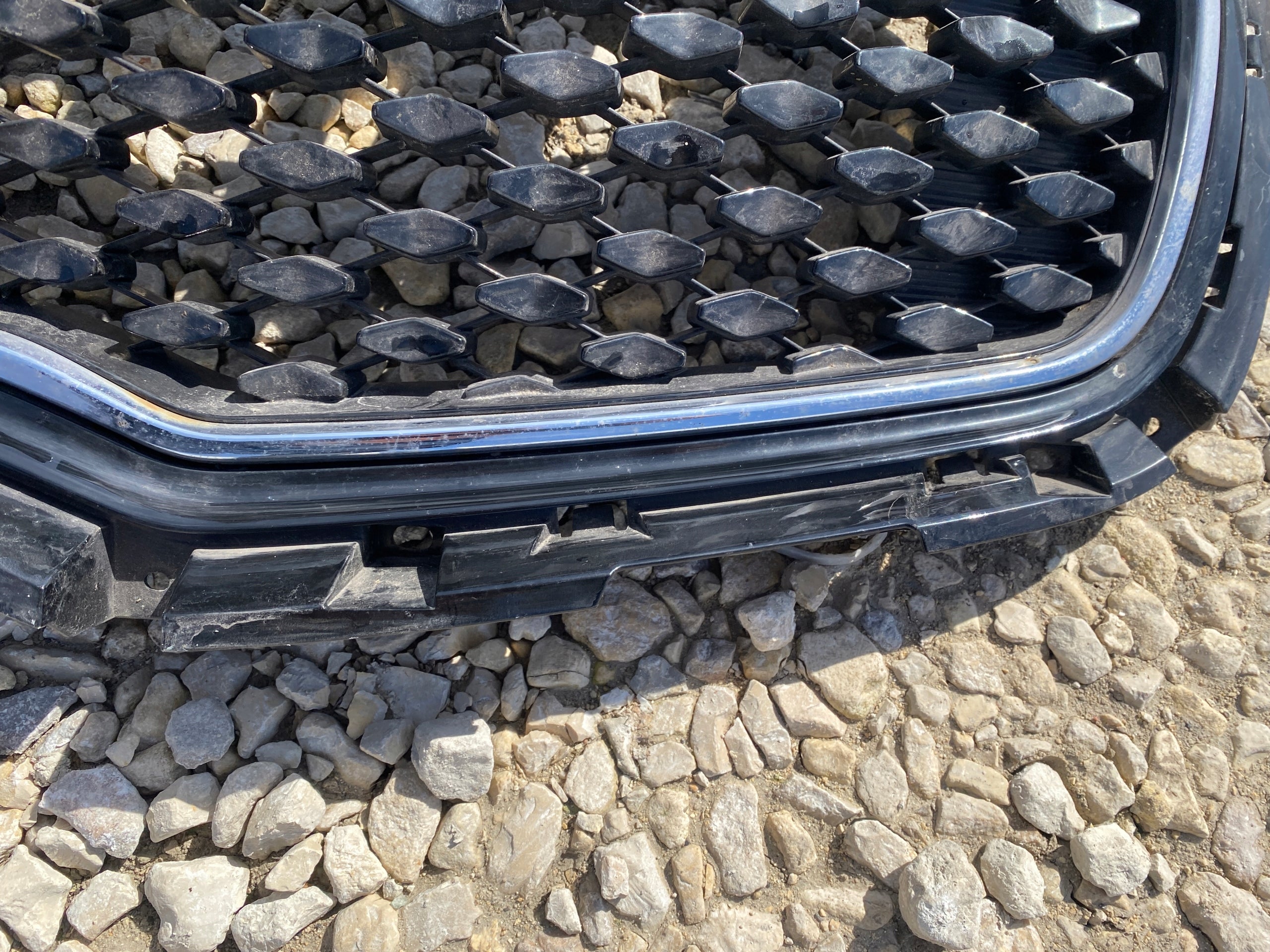 Kühlergrill Kia DE SPORTAGE FRONTGRILL 86350F1010 Kühlergitter