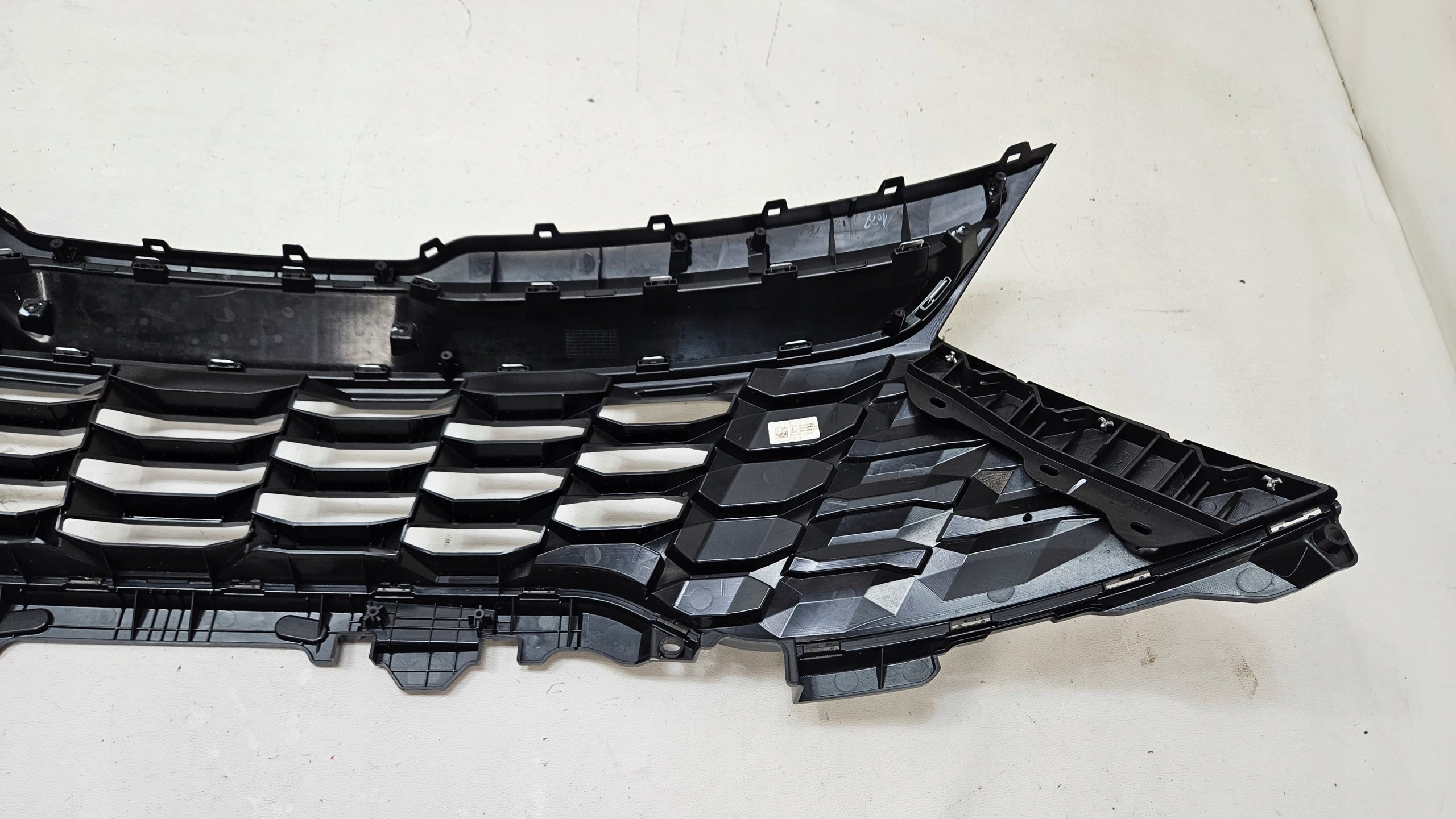 Kühlergrill Kia SPORTAGE FRONTGRILL 86350R2020 Kühlergitter