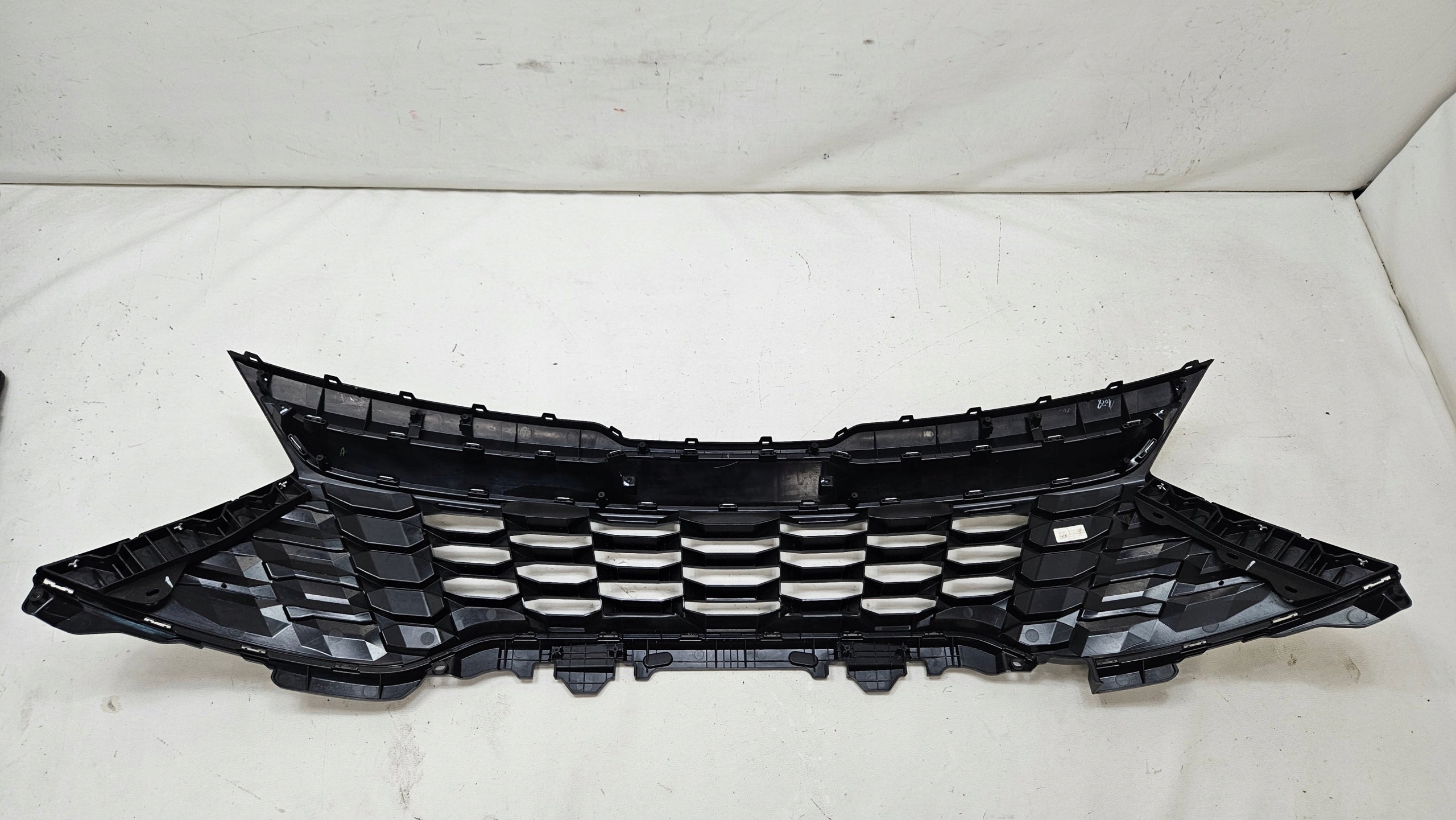 Kühlergrill Kia SPORTAGE FRONTGRILL 86350R2020 Kühlergitter