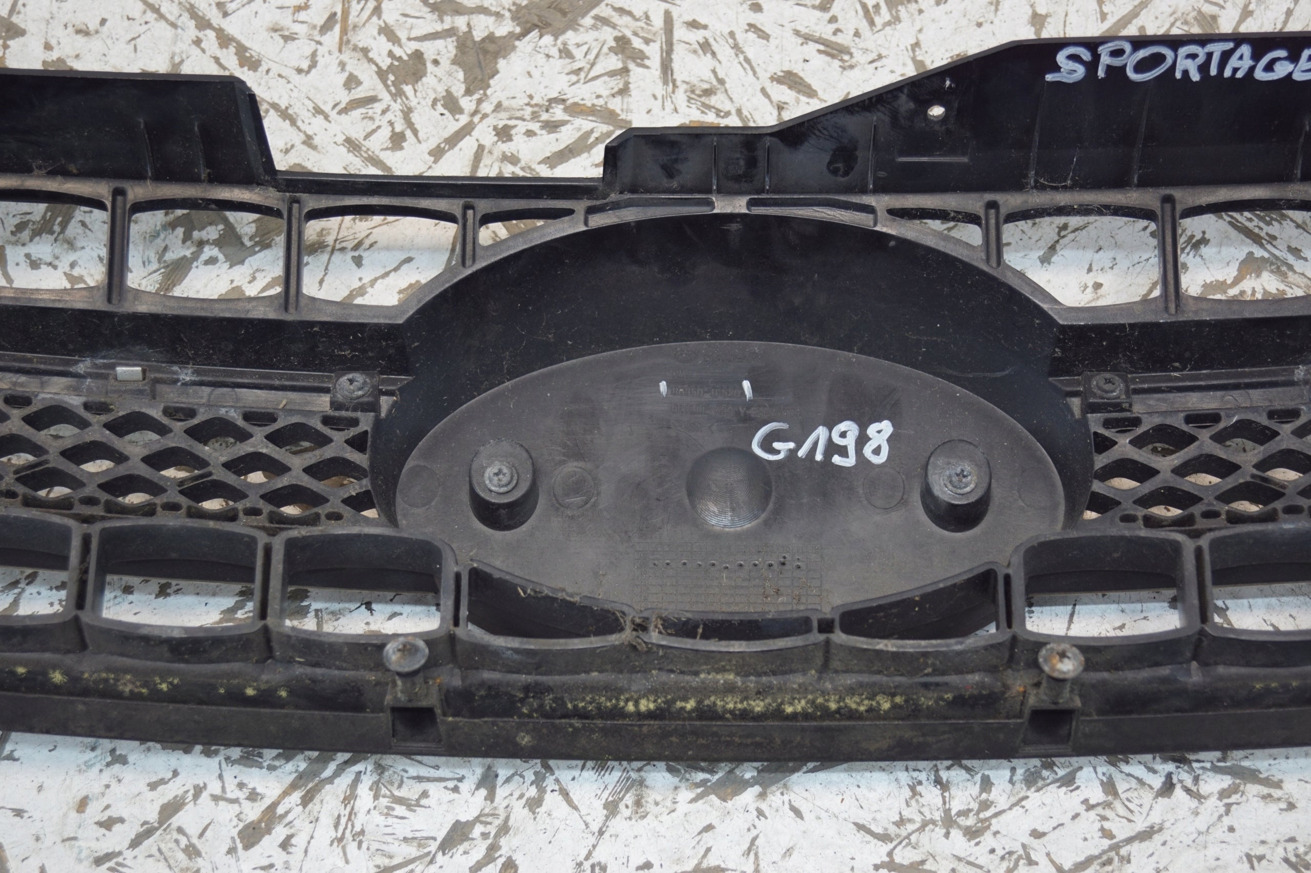 Kühlergrill Kia SPORTAGE FRONTGRILL 863501F520 Kühlergitter