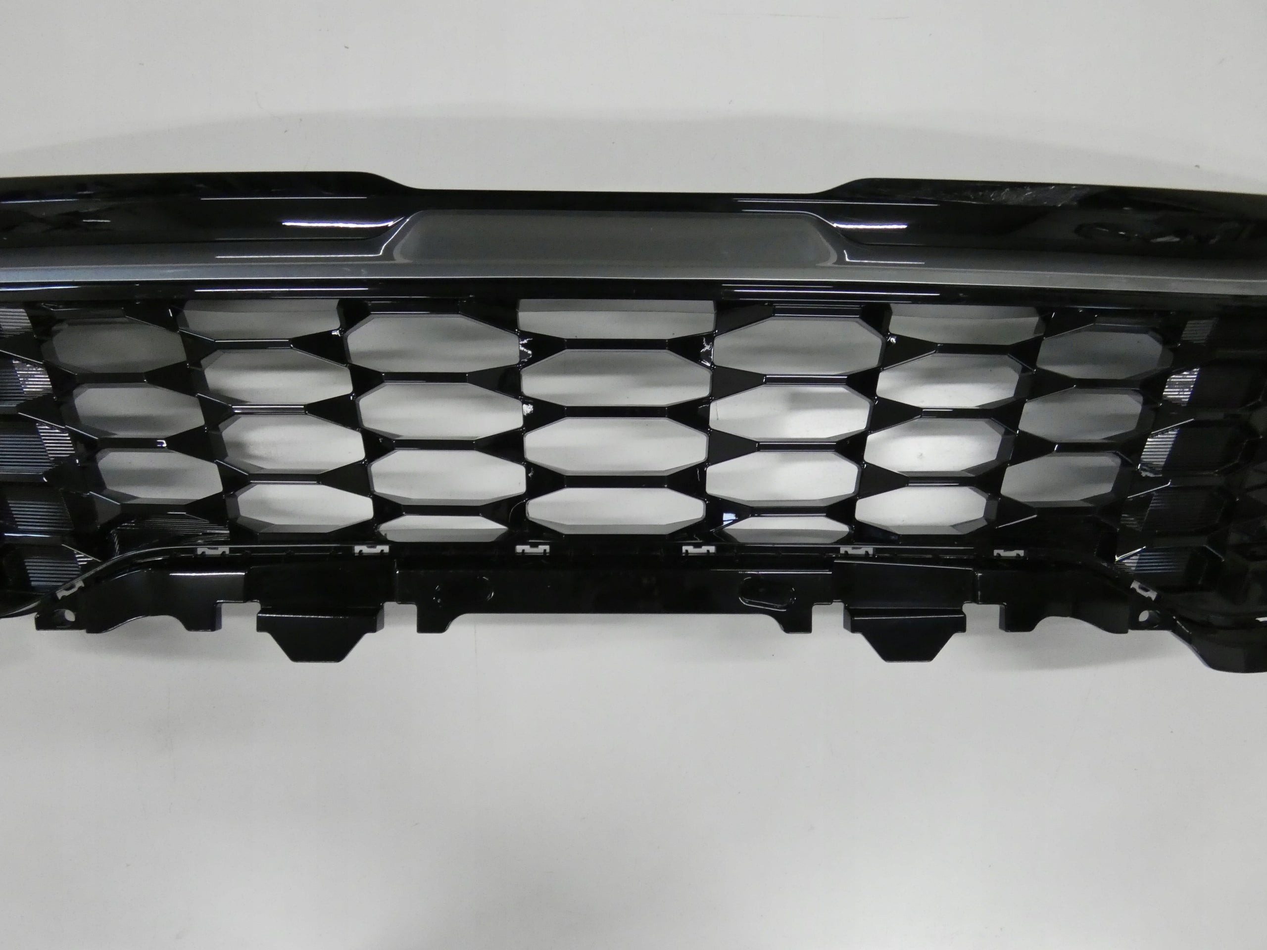 Kühlergrill Kia SPORTAGE FRONTGRILL 86351R2020 Kühlergitter