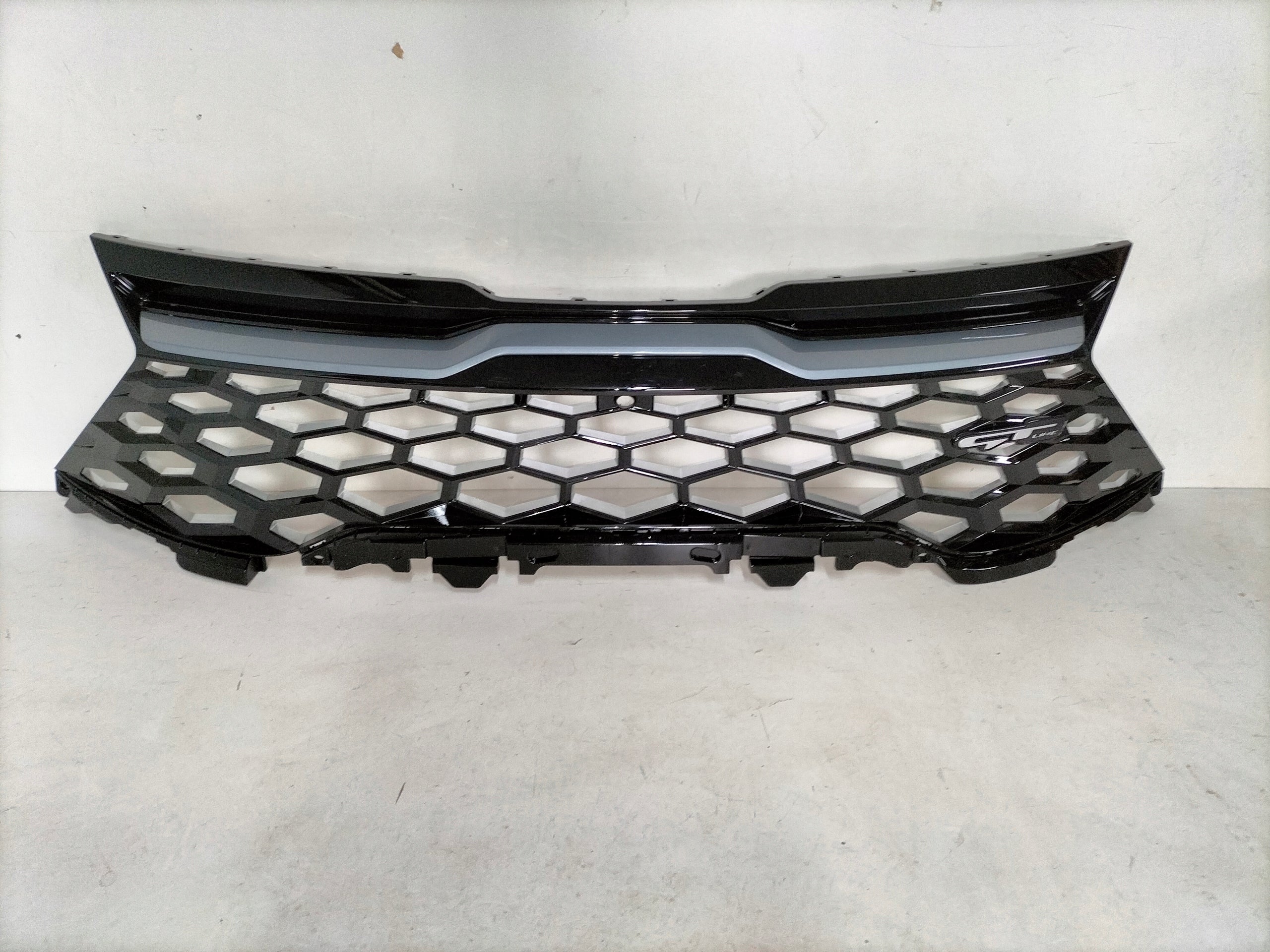 Kühlergrill Kia SPORTAGE FRONTGRILL 86351R2CB0 Kühlergitter