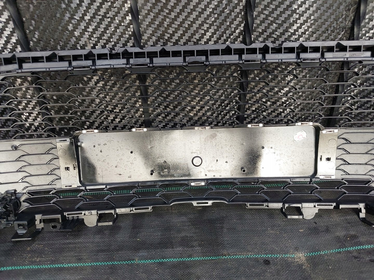 Kühlergrill Kia SPORTAGE FRONTGRILL 863533W000 Kühlergitter