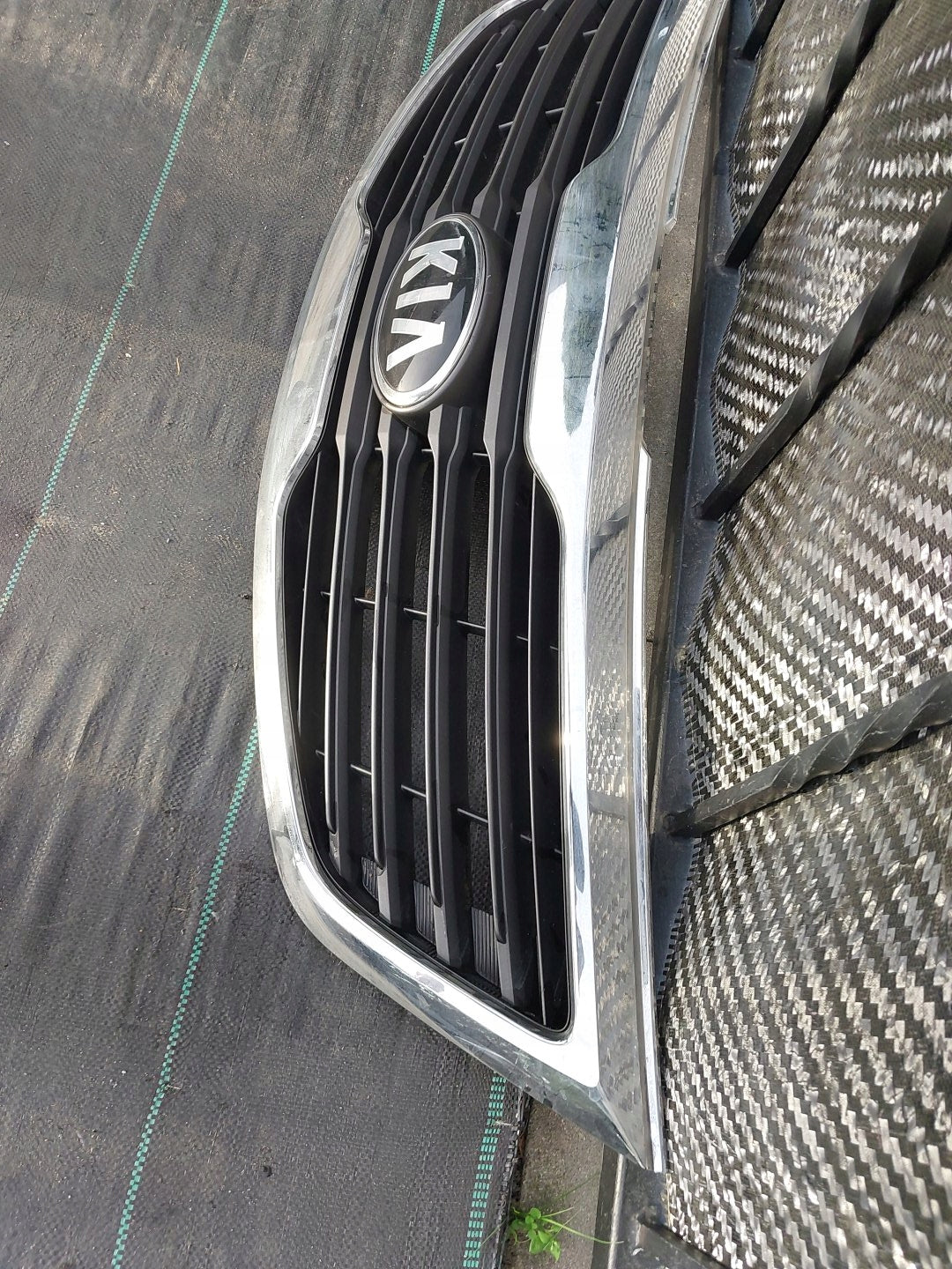 Kühlergrill Kia SPORTAGE FRONTGRILL 863533W000 Kühlergitter