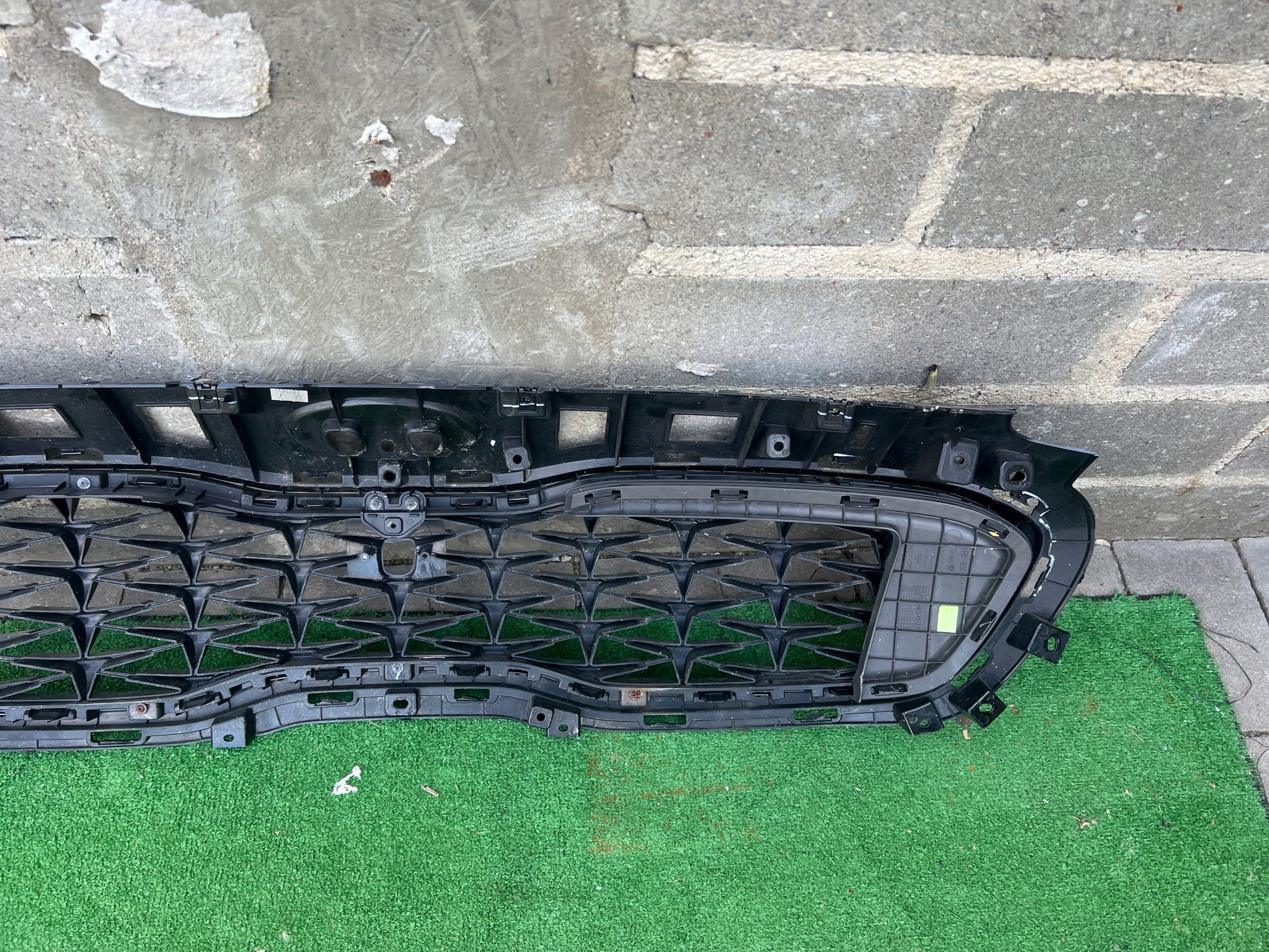 Kühlergrill Kia SPORTAGE FRONTGRILL Kühlergitter