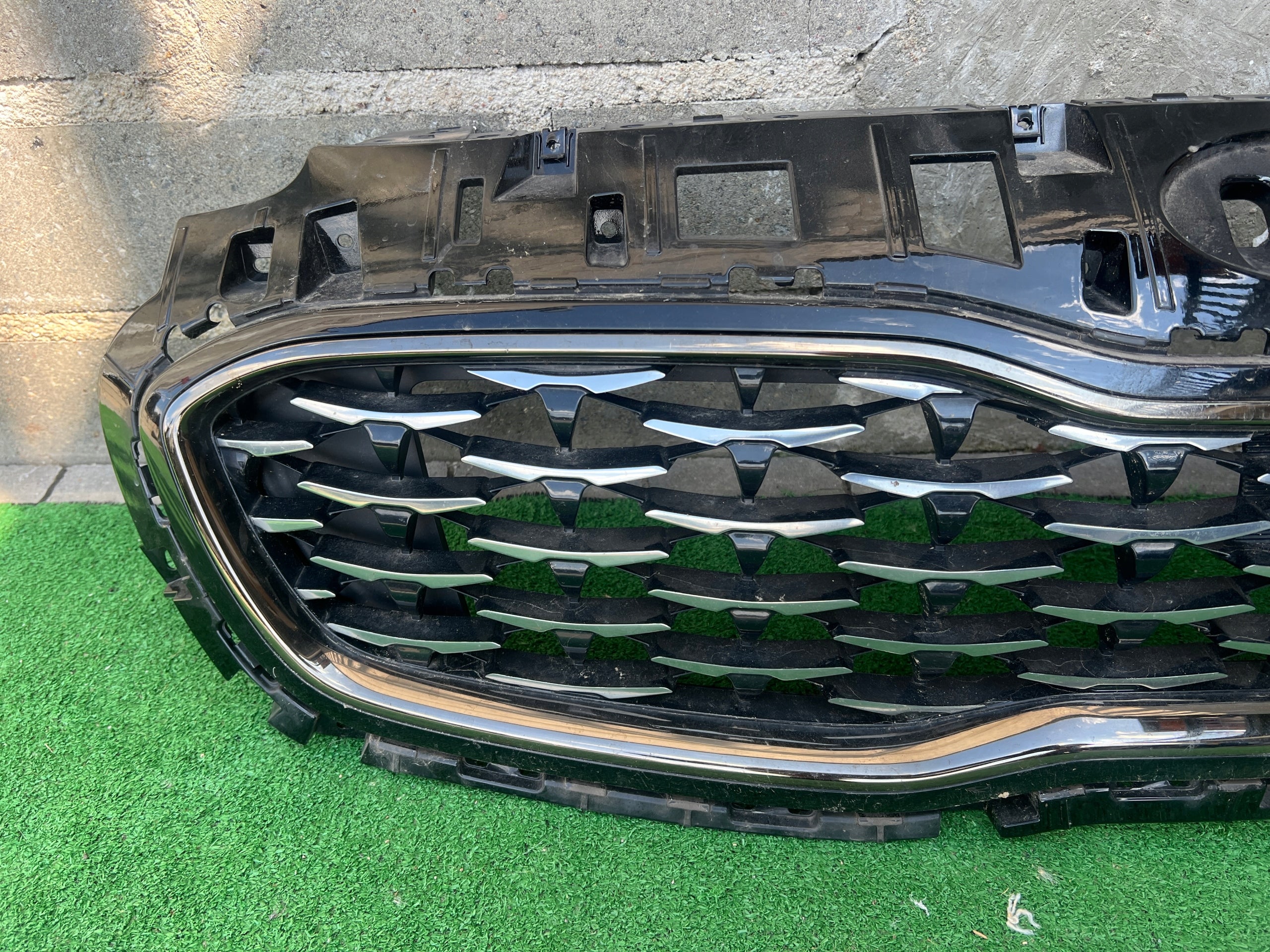 Kühlergrill Kia SPORTAGE FRONTGRILL Kühlergitter