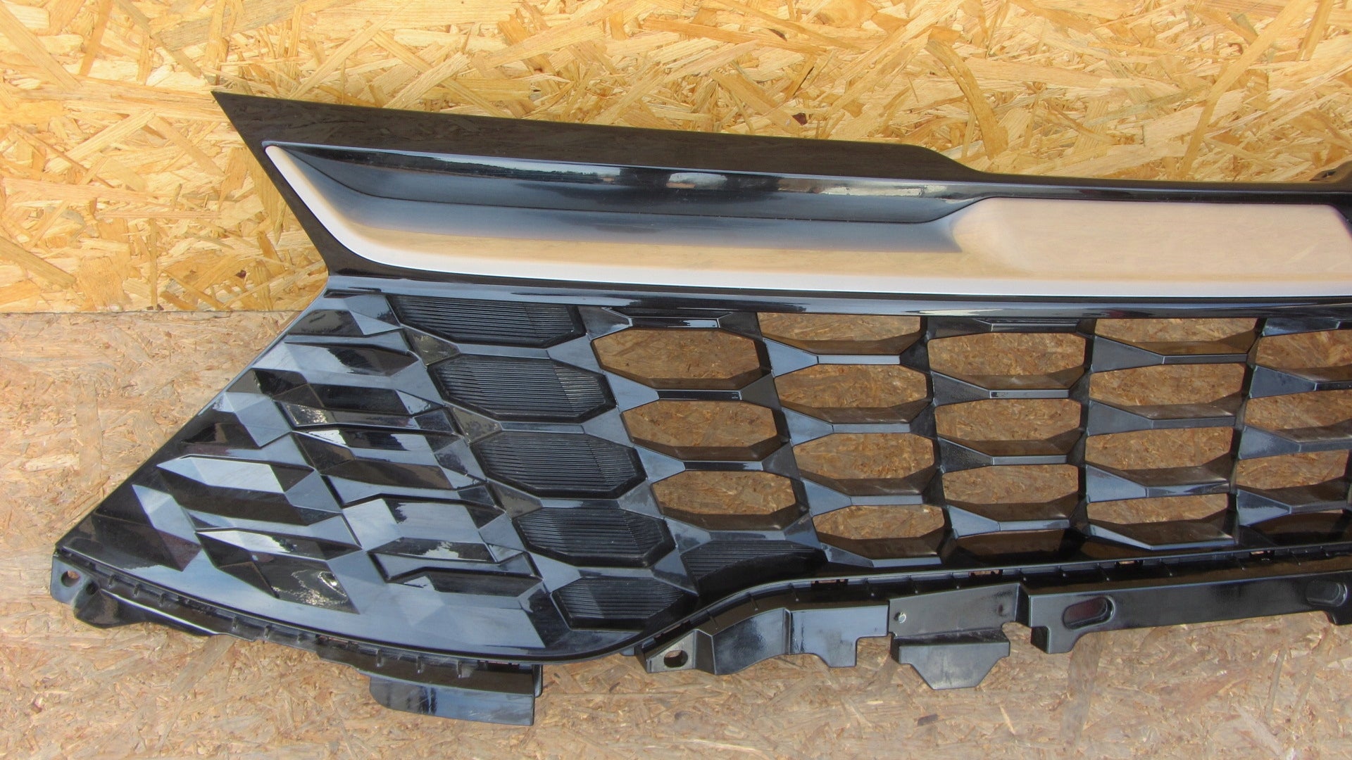 Kühlergrill Kia DE SPORTAGE FRONTGRILL Kühlergitter