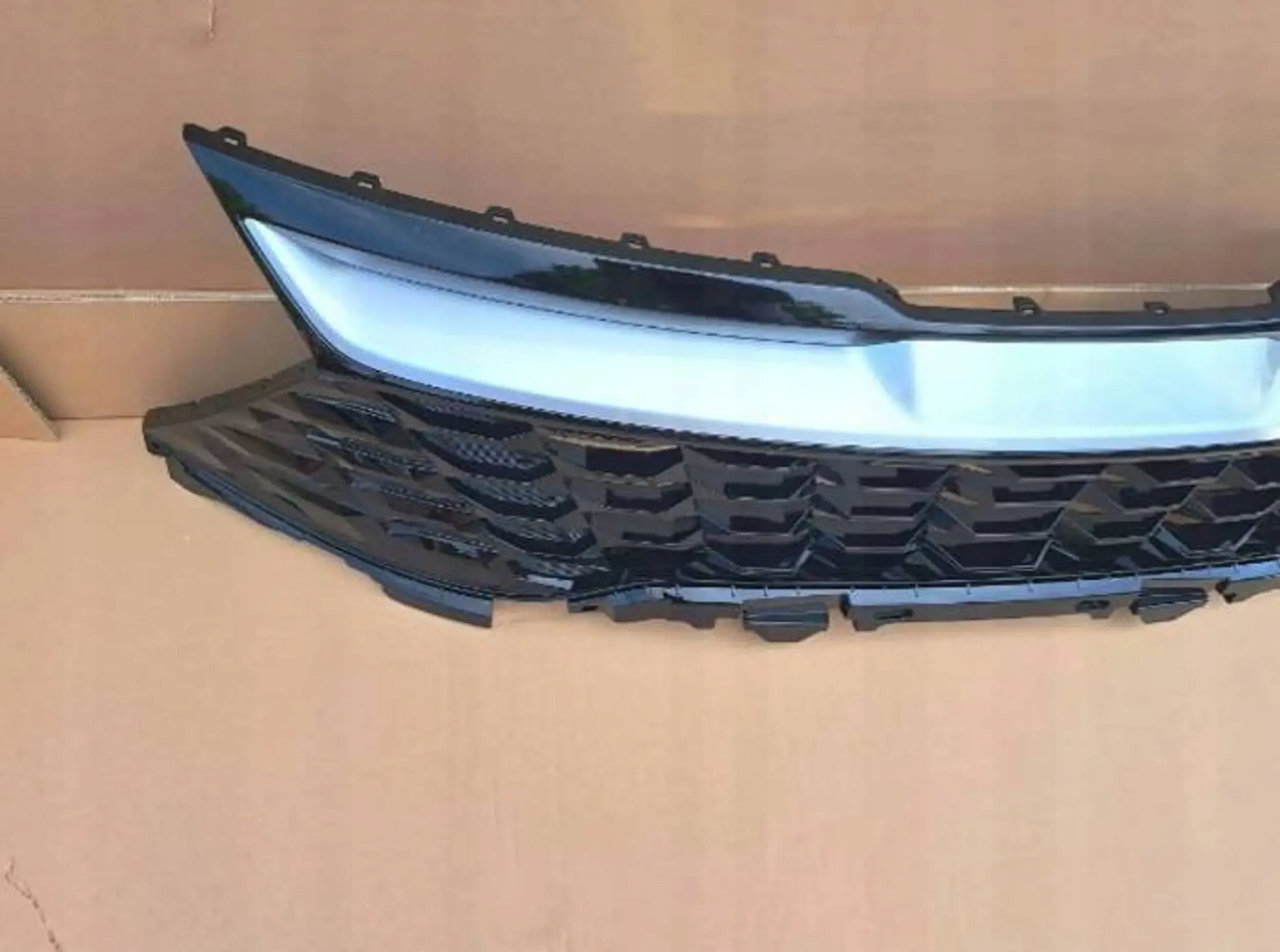 Kühlergrill Kia SPORTAGE FRONTGRILL 86350R2020 Kühlergitter