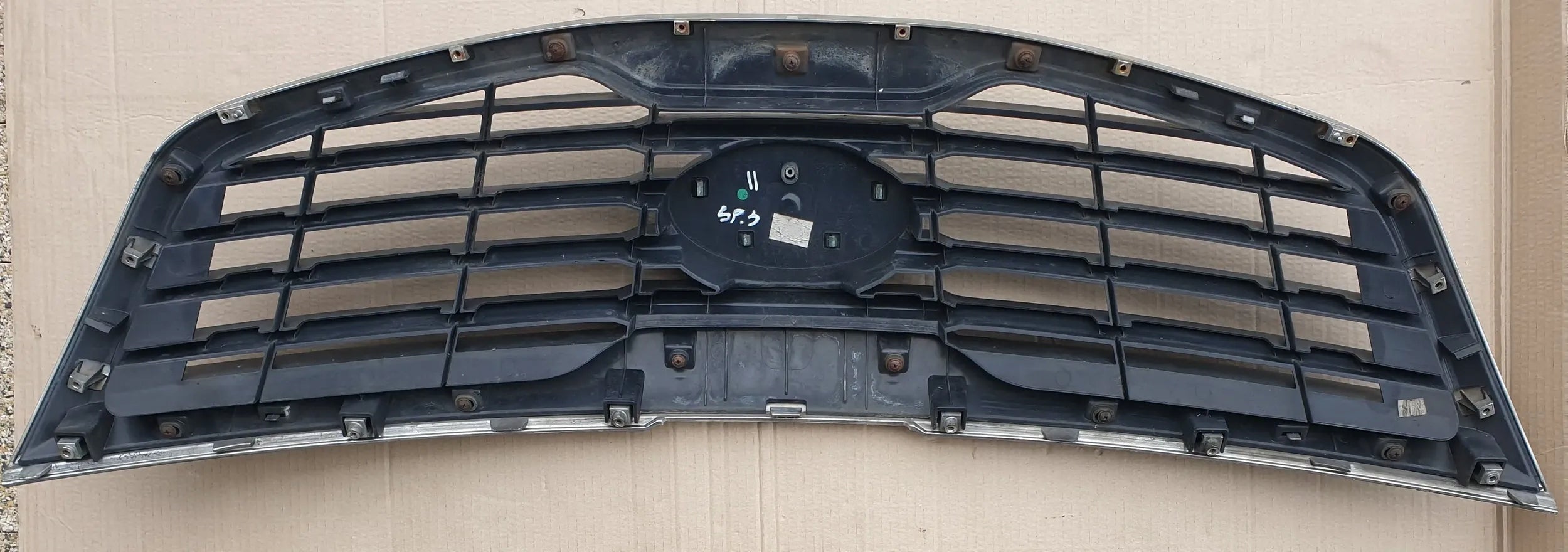 Kühlergrill Kia SPORTAGE FRONTGRILL 863523W000 Kühlergitter