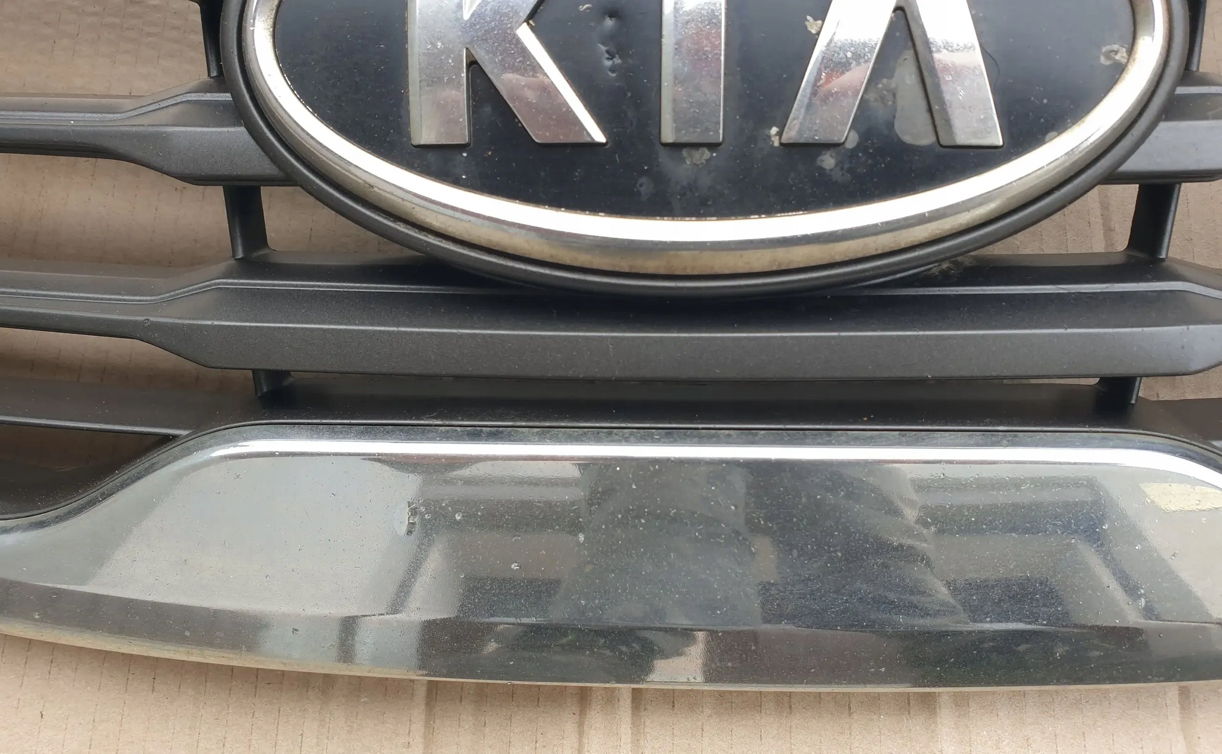 Kühlergrill Kia SPORTAGE FRONTGRILL 863523W000 Kühlergitter