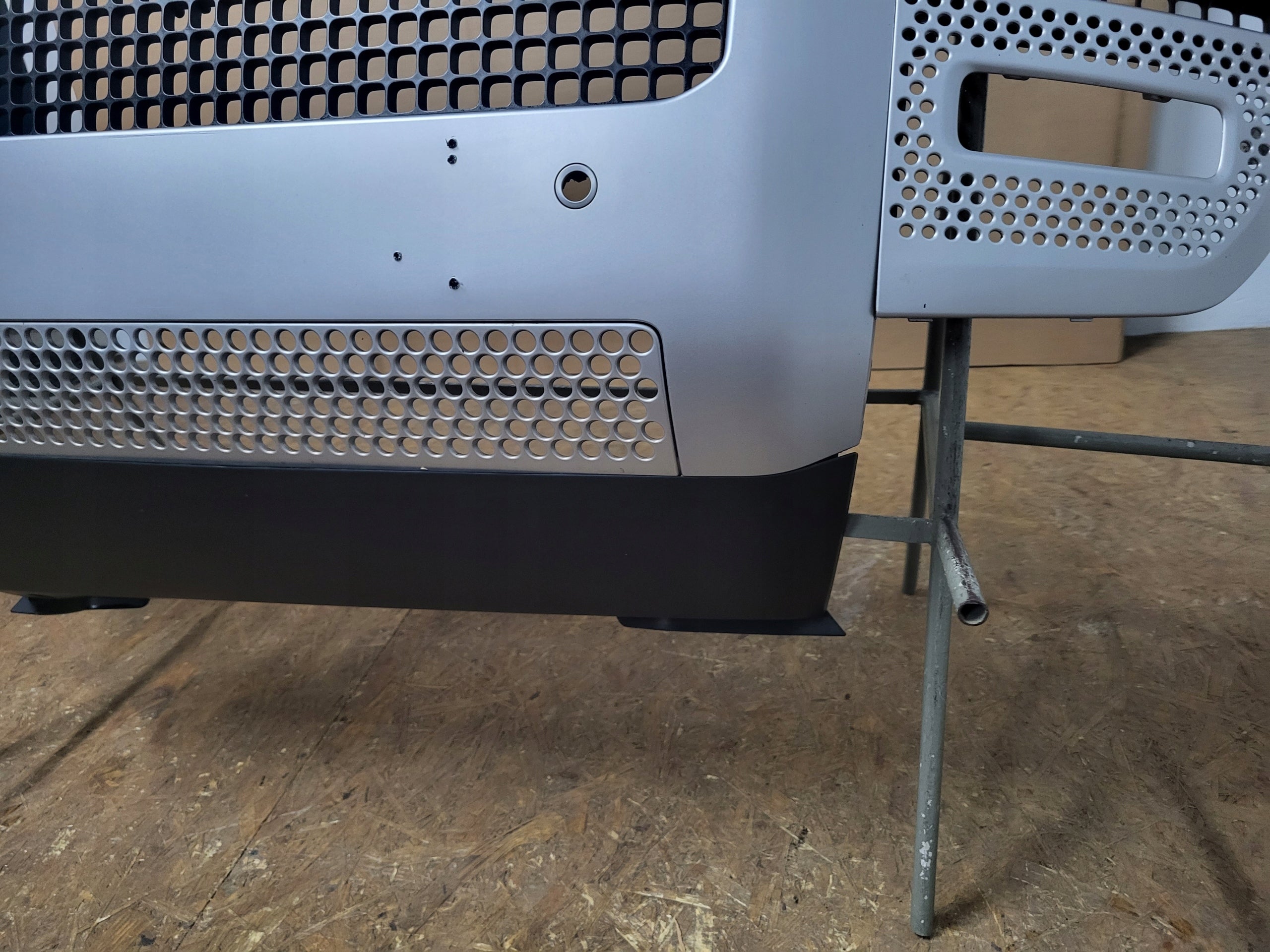 Kühlergrill Land Rover ROVER DEFENDER FRONTGRILL L8B217F791A Kühlergitter