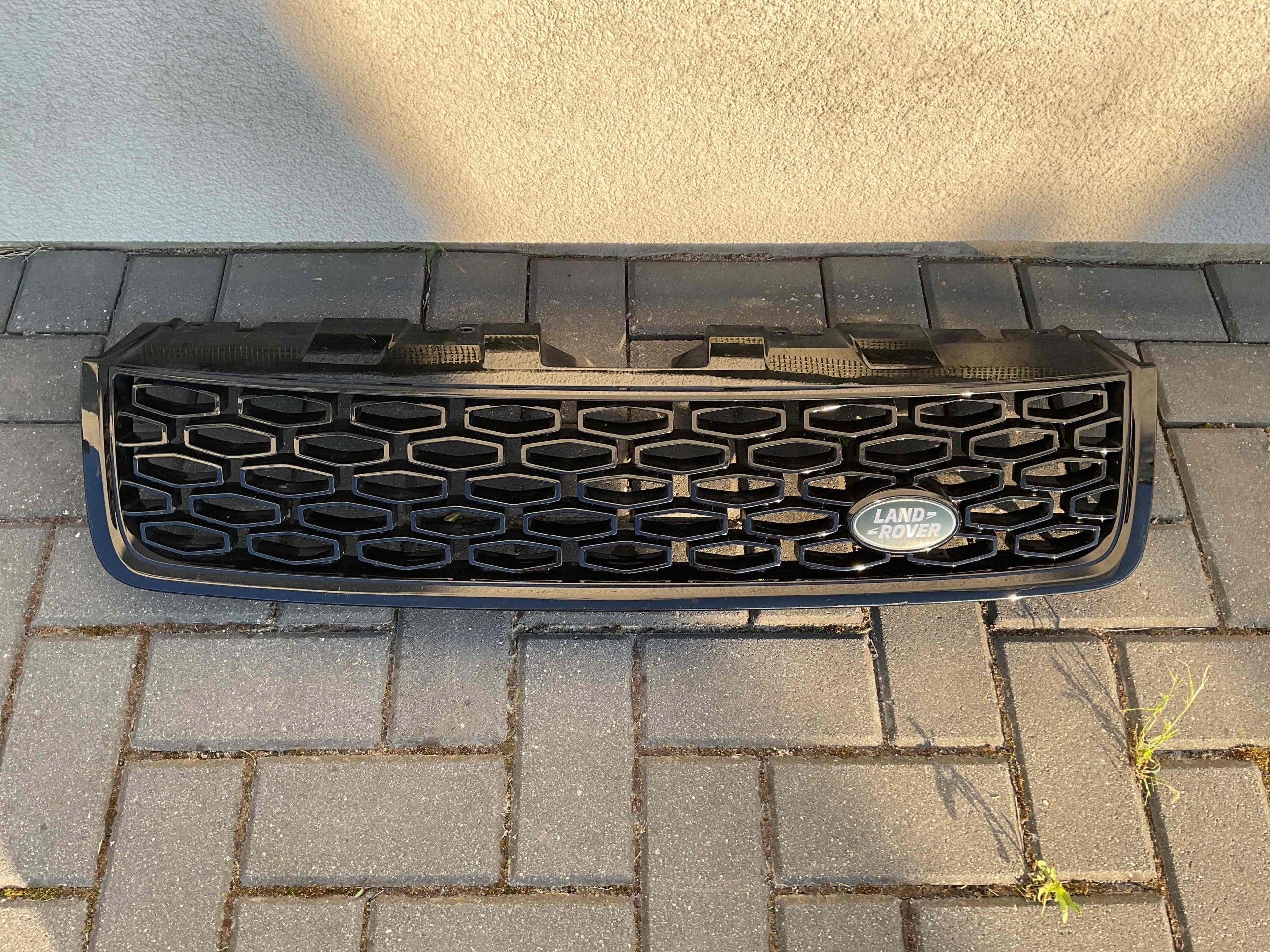  Land Rover ROVER DISCOVERY SPORT FRONTGRILL GK7M8A100AAW product image