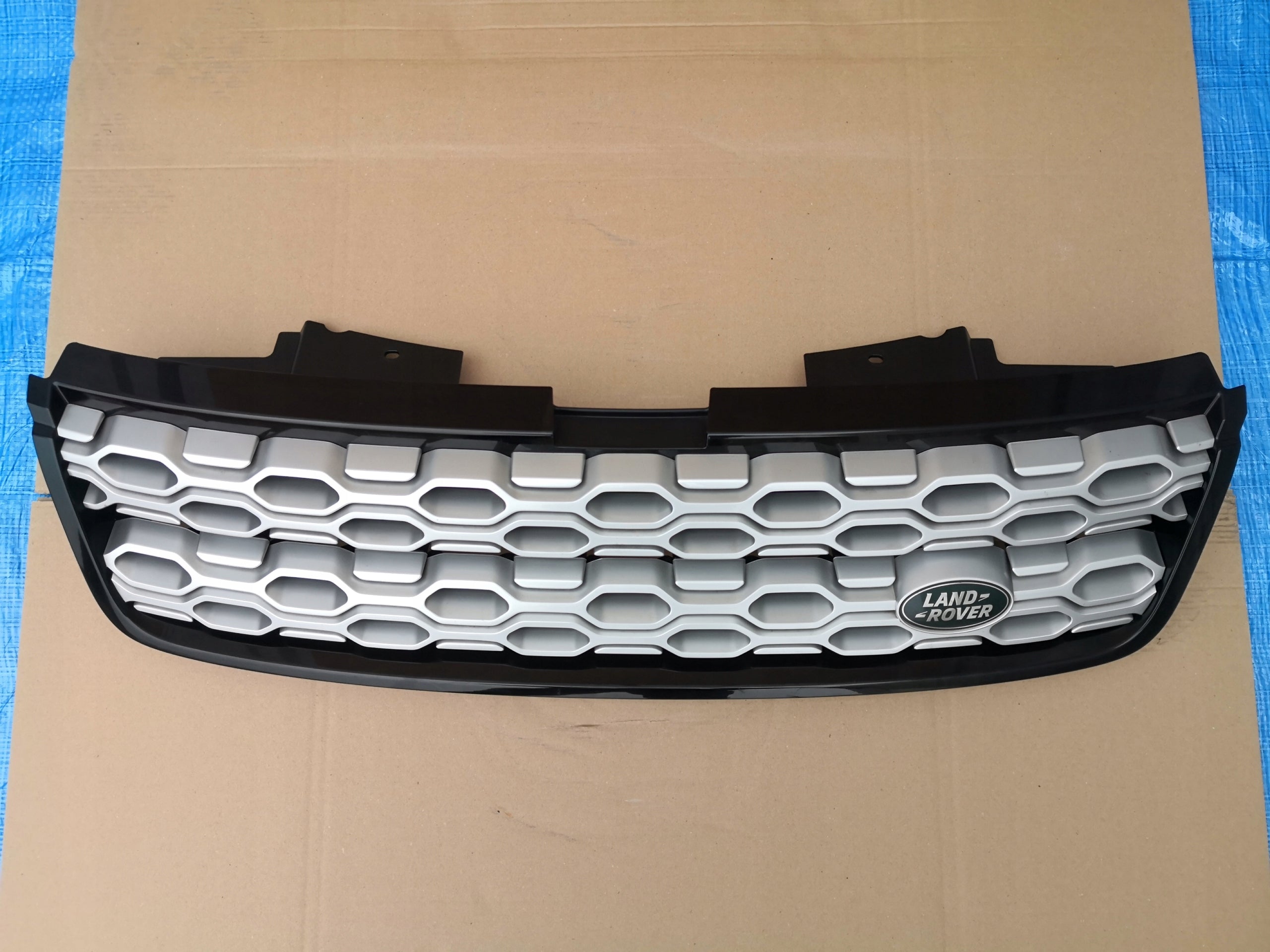 Land Rover ROVER DISCOVERY SPORT L550 FRONTGRILL LK728A100ADLK728A100ADLK72