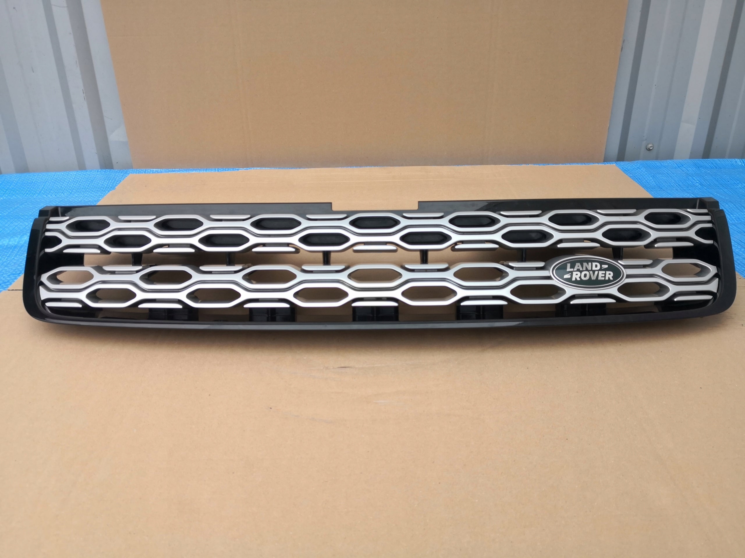 Land Rover ROVER DISCOVERY SPORT L550 FRONTGRILL LK728A100ADLK728A100ADLK72