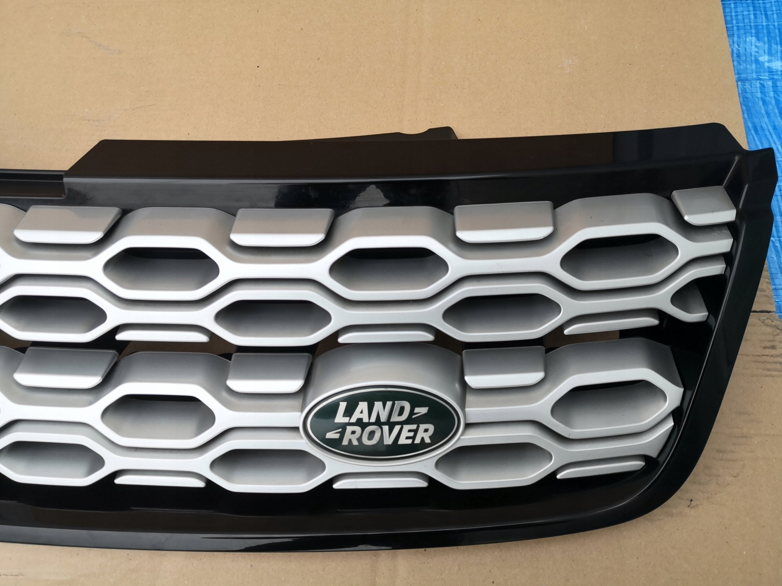 Land Rover ROVER DISCOVERY SPORT L550 FRONTGRILL LK728A100ADLK728A100ADLK72