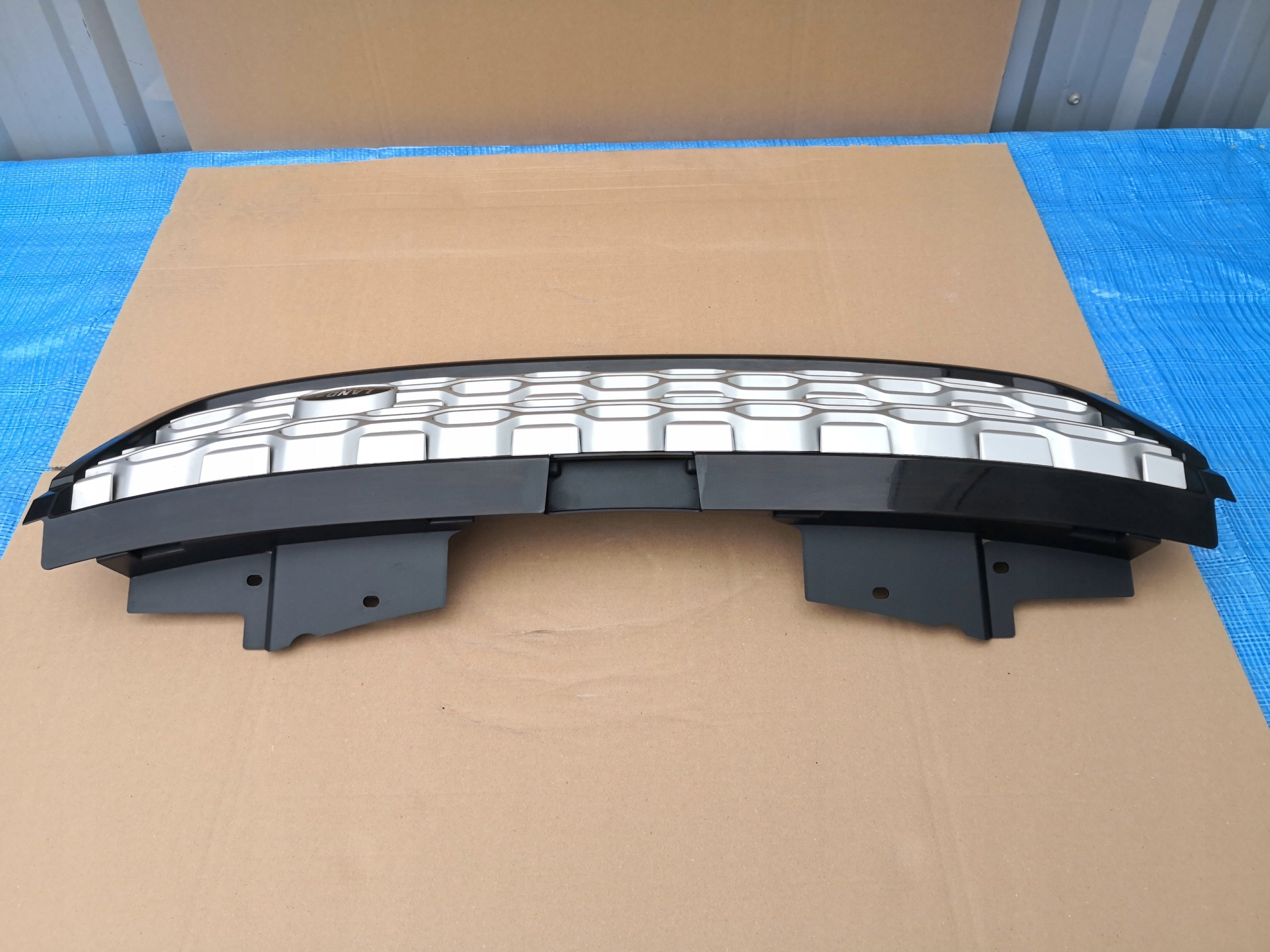 Land Rover ROVER DISCOVERY SPORT L550 FRONTGRILL LK728A100ADLK728A100ADLK72