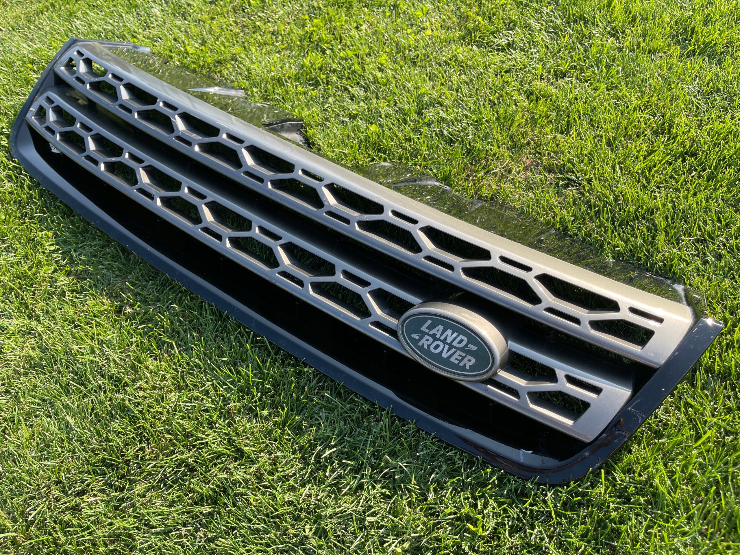 Land Rover ROVER DISCOVERY SPORT L550 FRONTGRILL Fk728a100