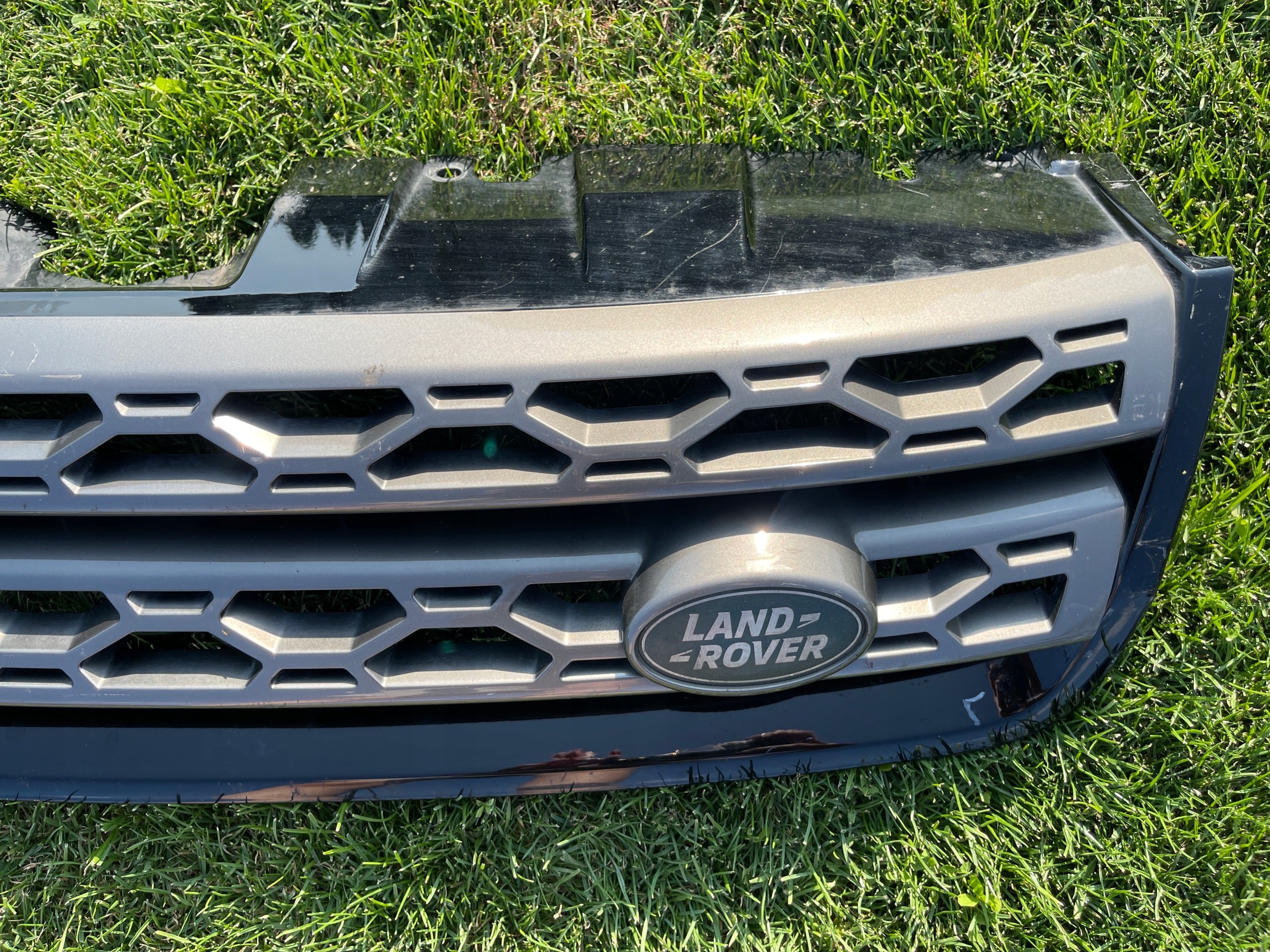 Land Rover ROVER DISCOVERY SPORT L550 FRONTGRILL Fk728a100