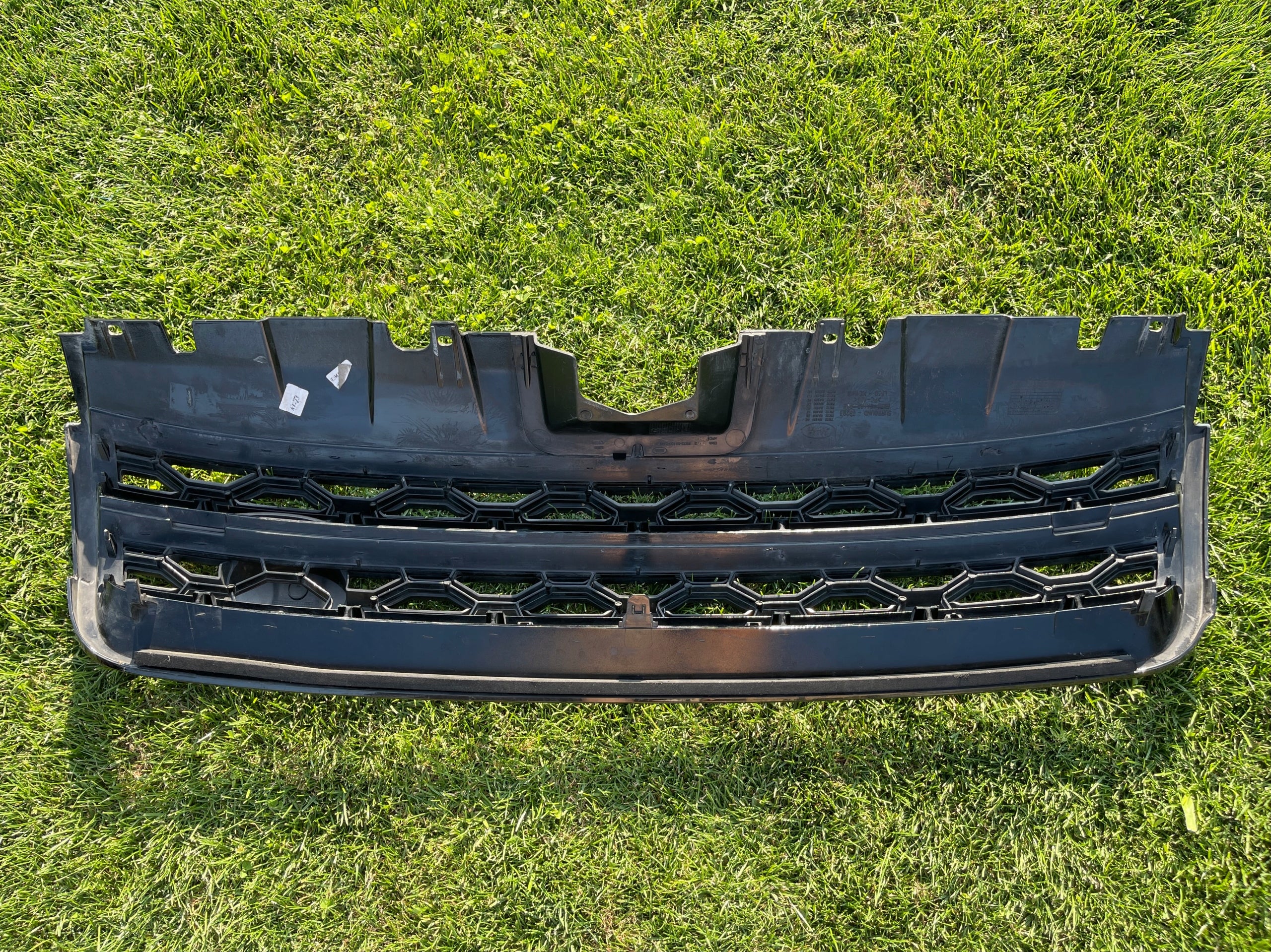 Land Rover ROVER DISCOVERY SPORT L550 FRONTGRILL Fk728a100